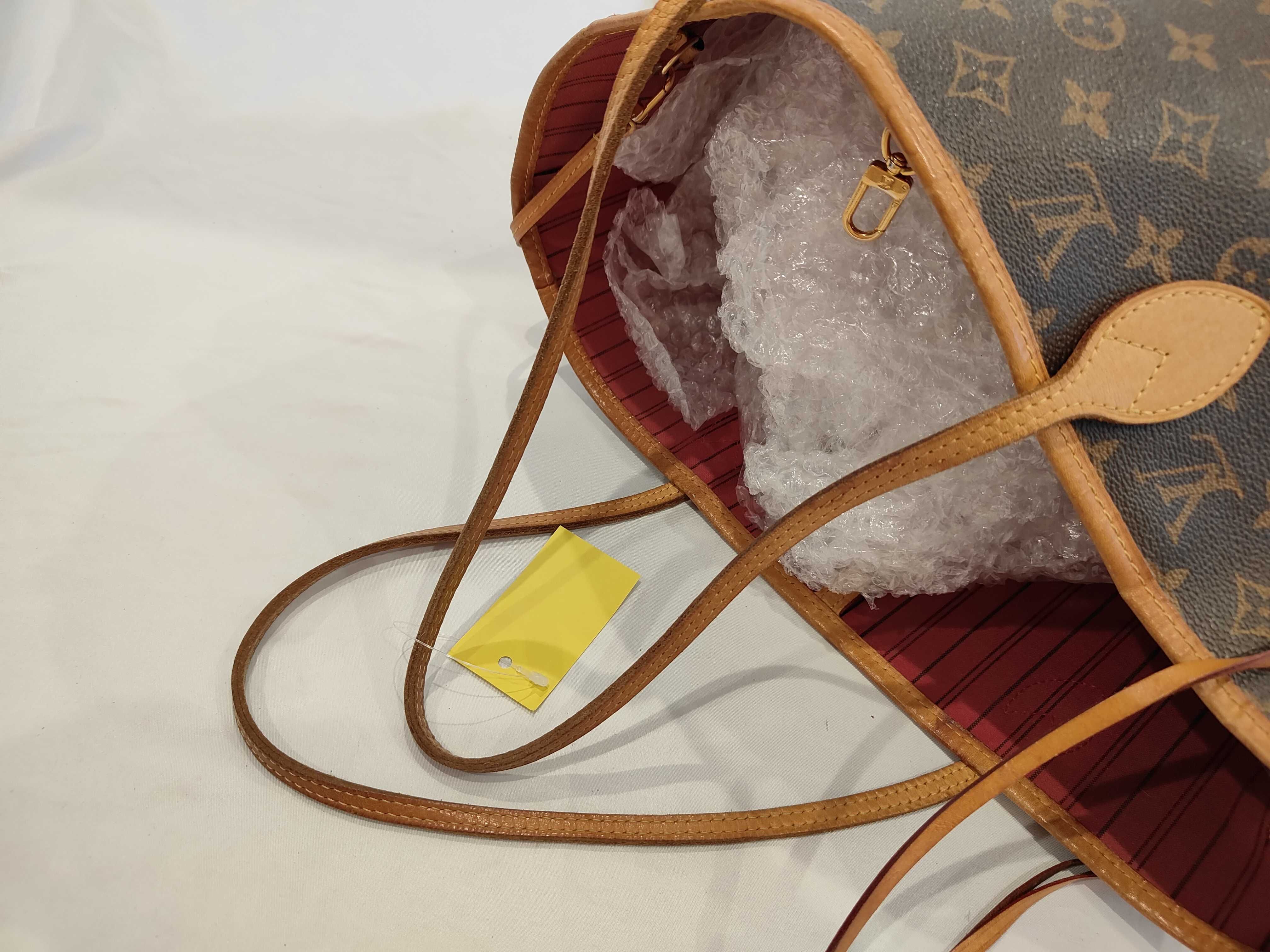 Monogram Neverfull MM Tote Bag with Pouch — view 6