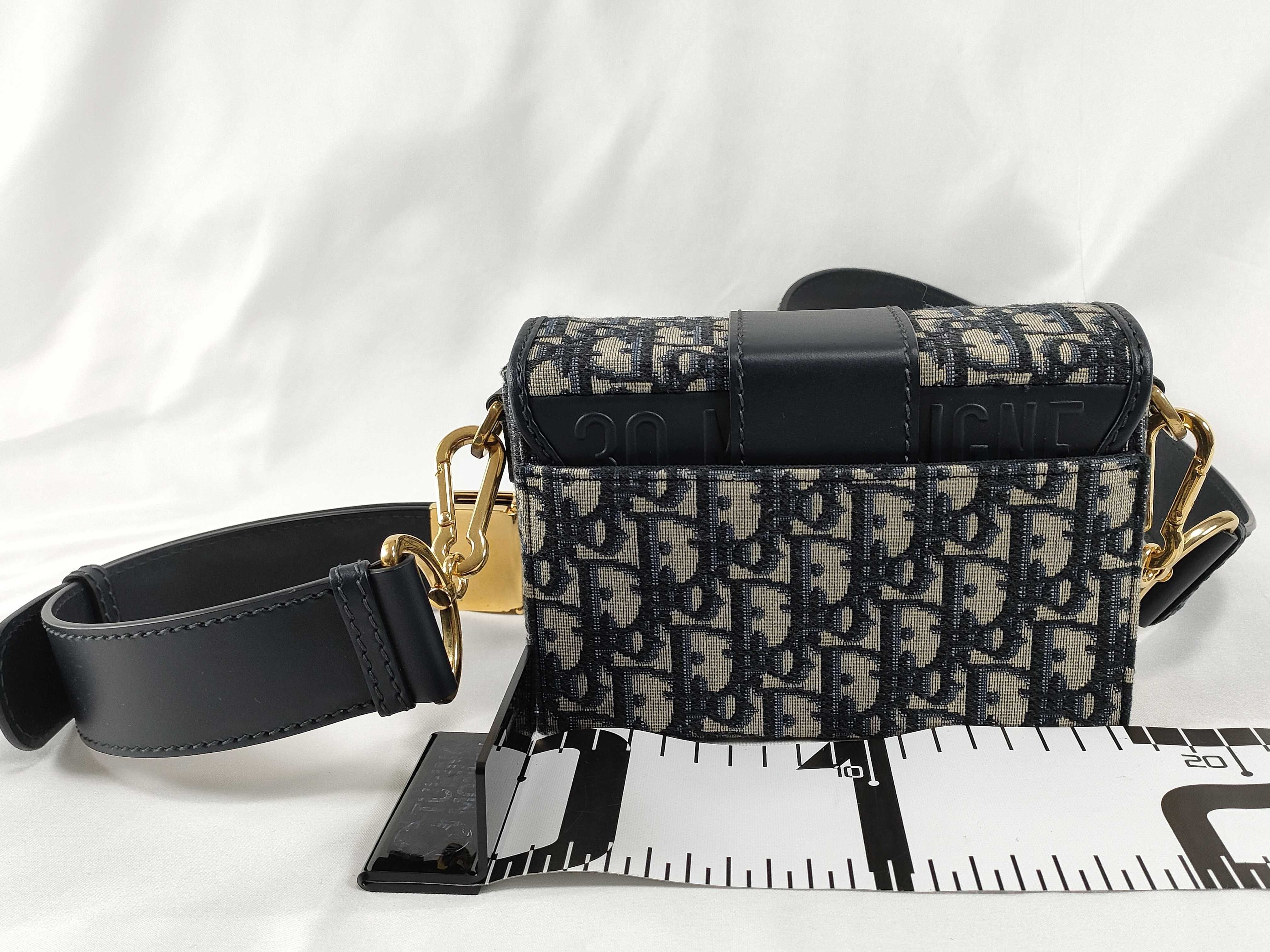 Trotter Dior 30 Montaigne 02-MA-0260 Shoulder Bag — view 2