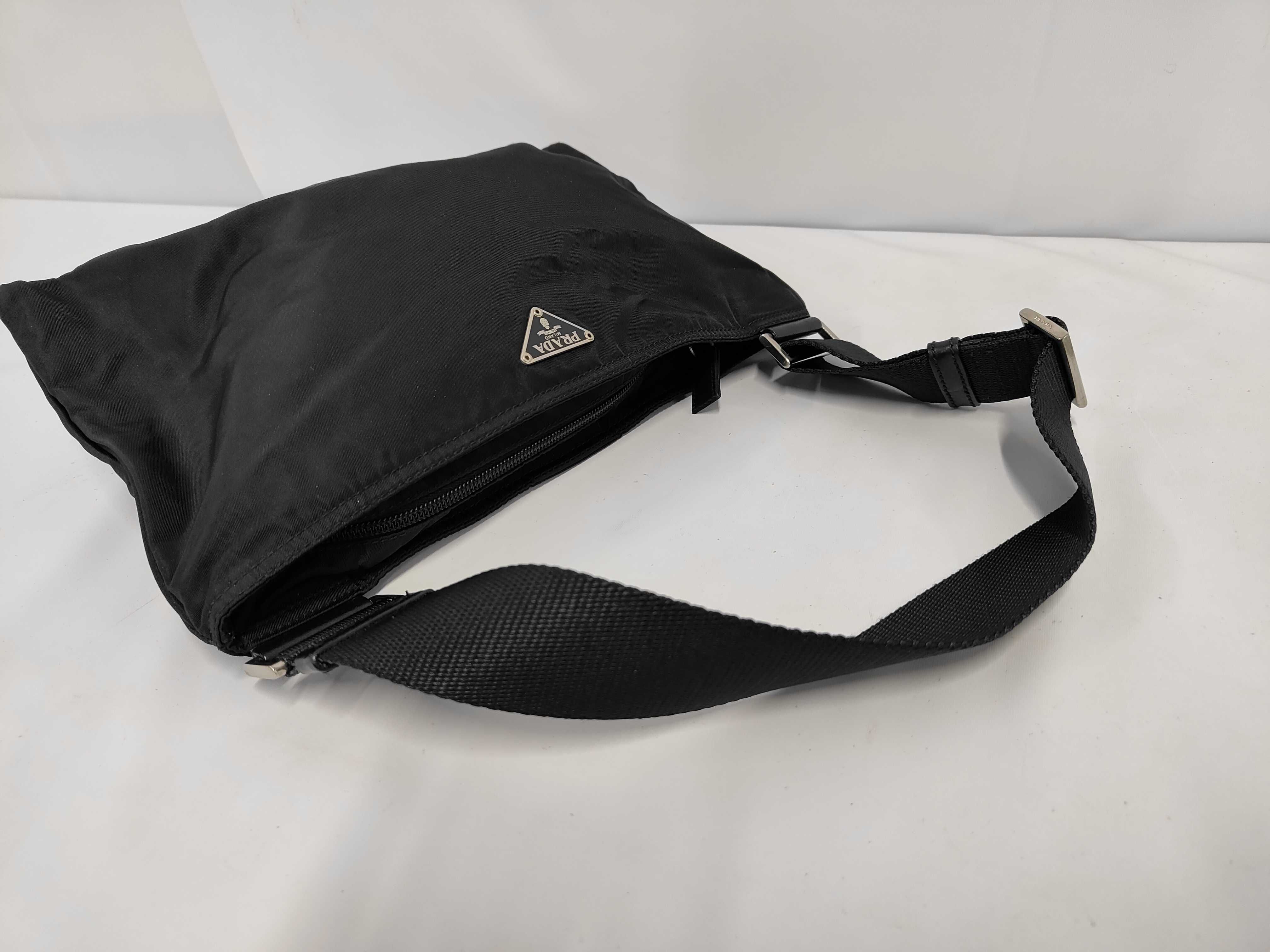 Black Nylon One-Shoulder Bag with White Tag (Shoulder Bag) — view 5
