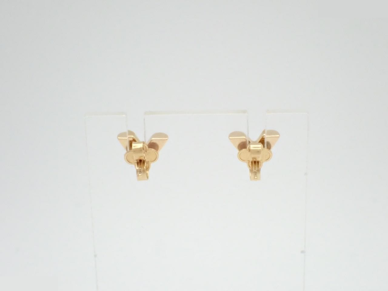 M68153 Essential V Earrings — view 2