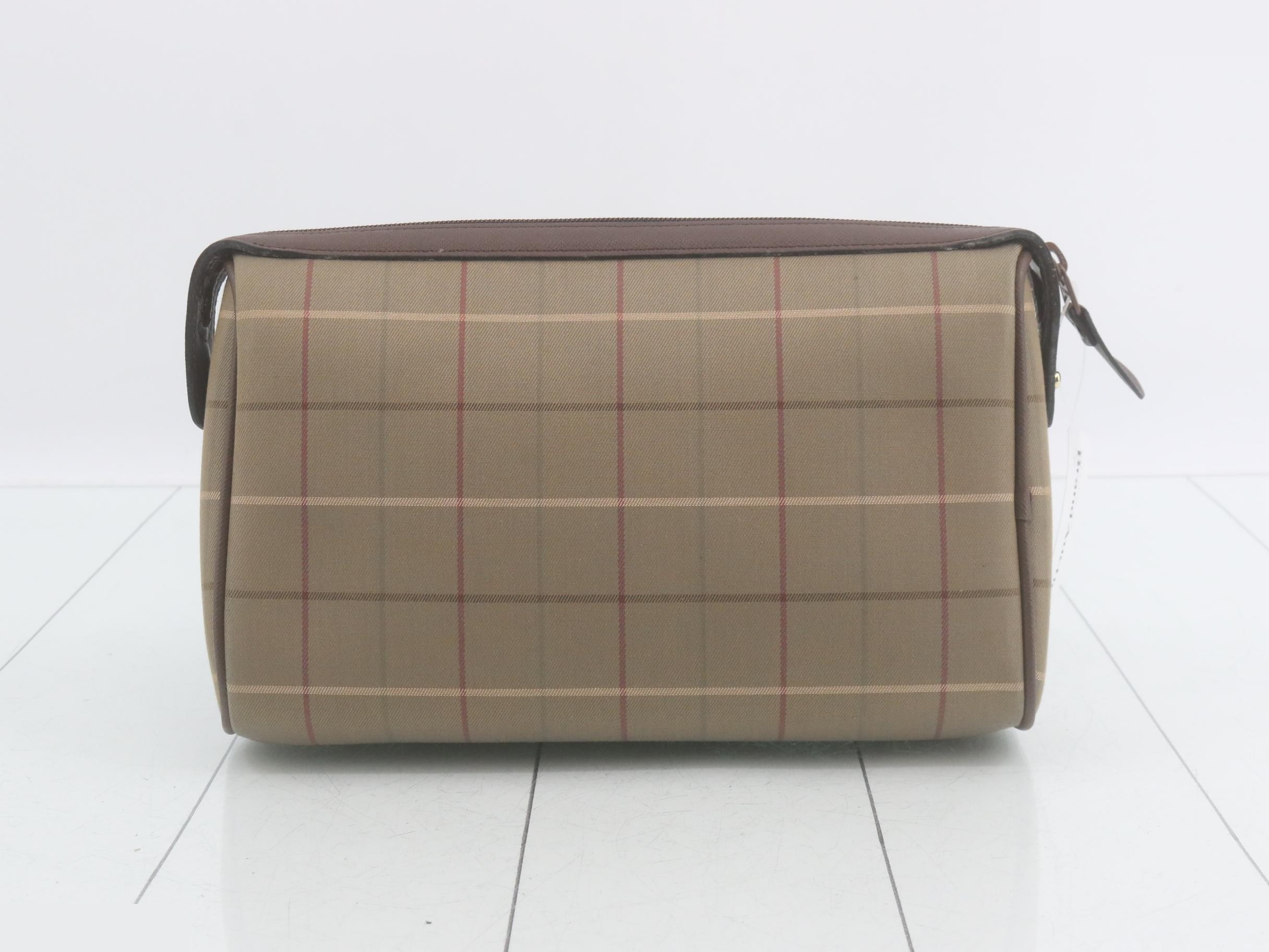 Checked clutch bag — view 2