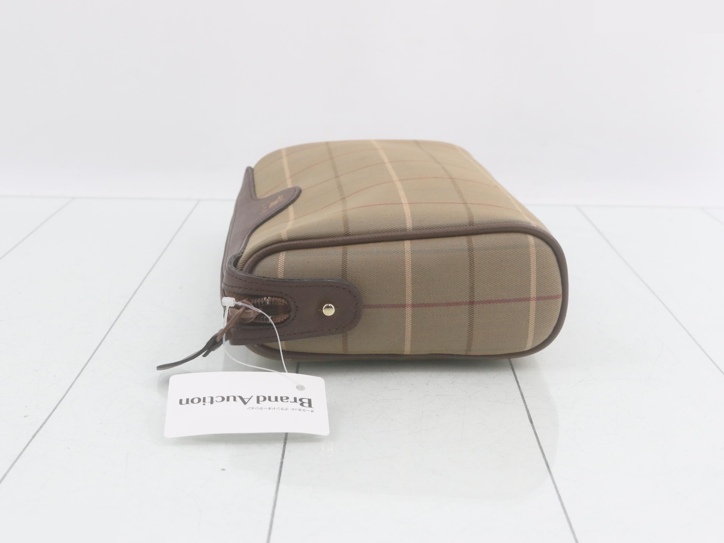 Checked clutch bag — view 4