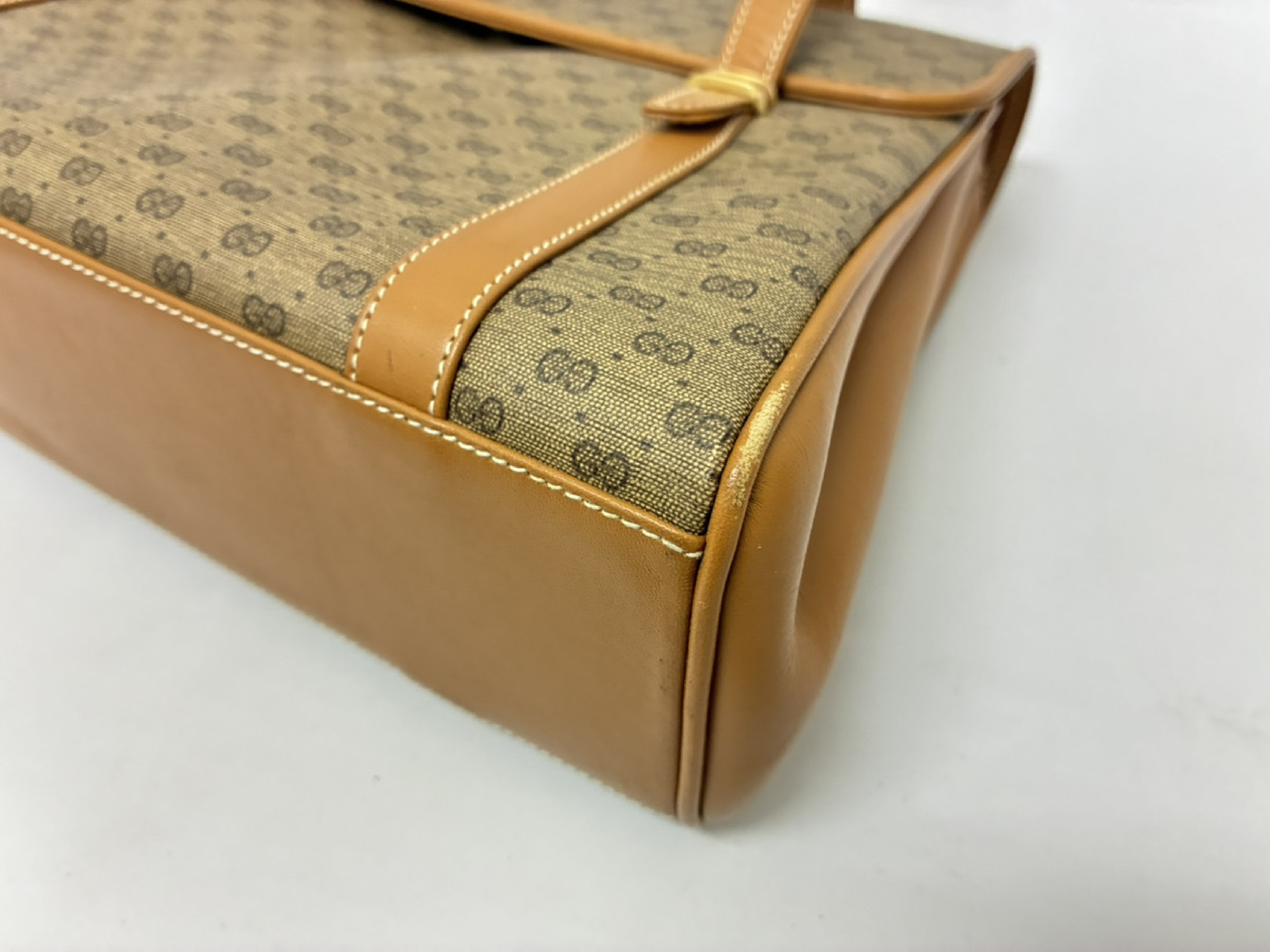 Microgucci Handbag -4857 Handbag — view 4