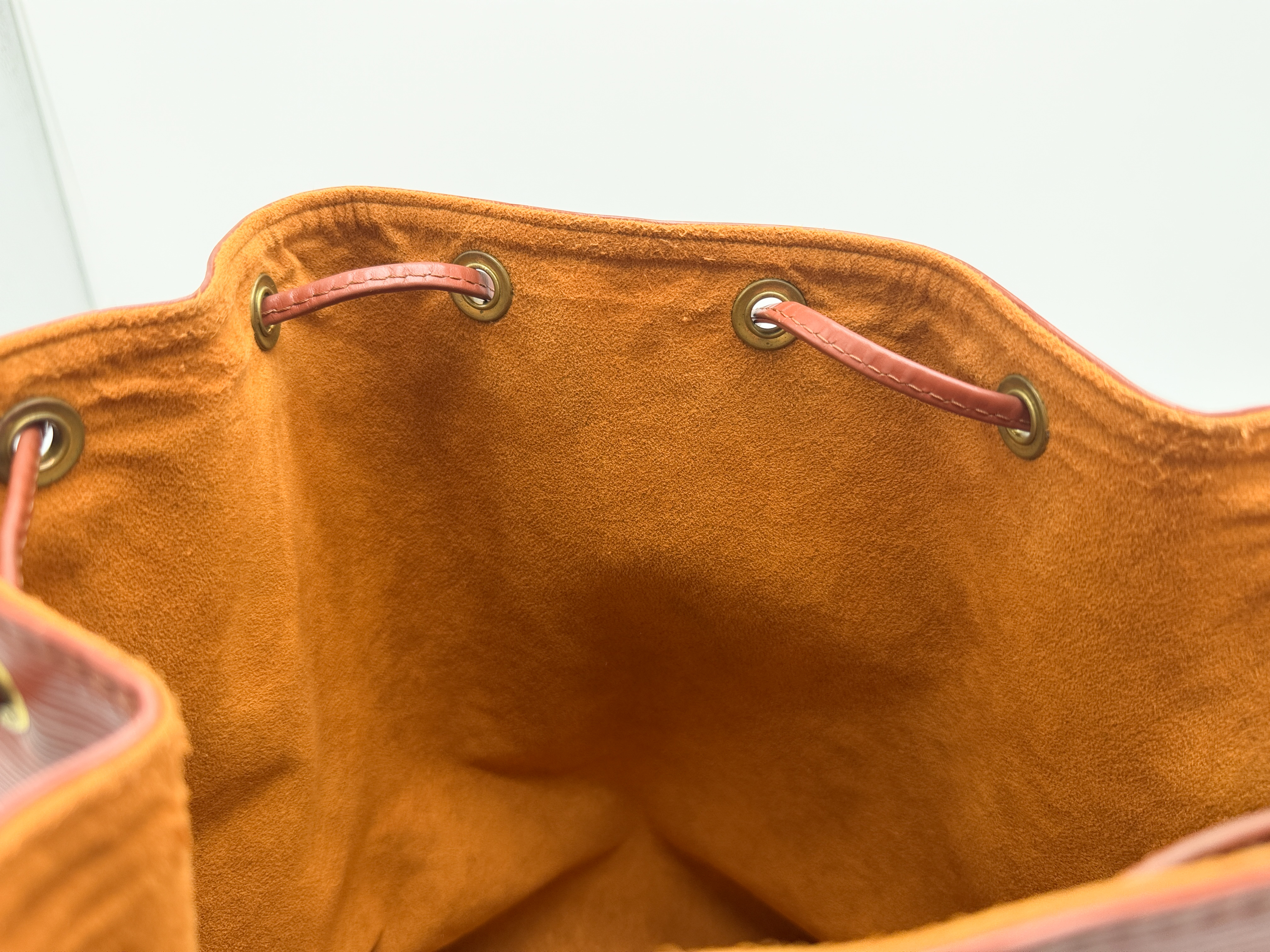 Epi M44003 Noe Kenya Brown Shoulder Bag — view 12