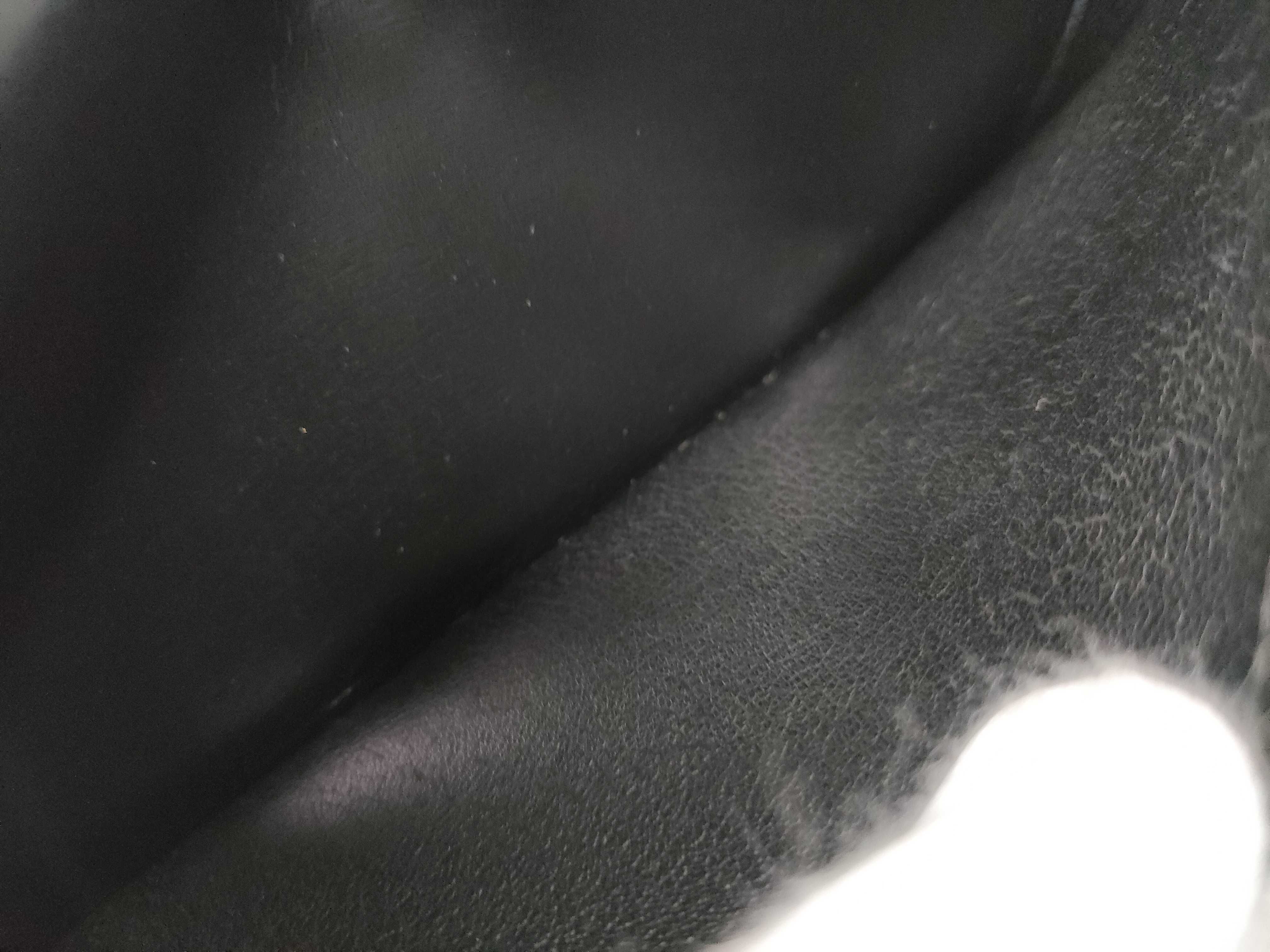 Fleming Box Calf Billfold — view 11