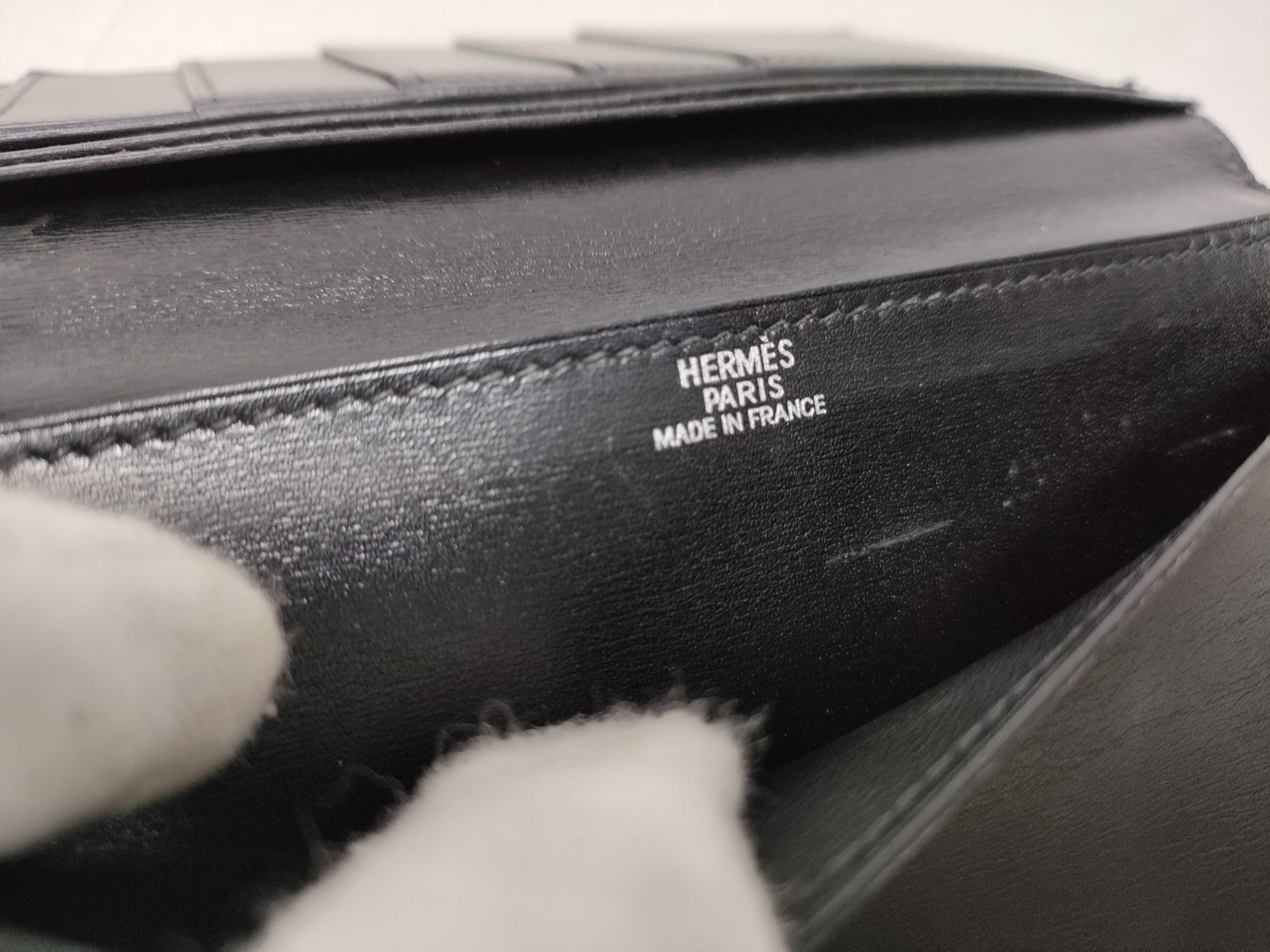 Fleming Box Calf Billfold — view 9