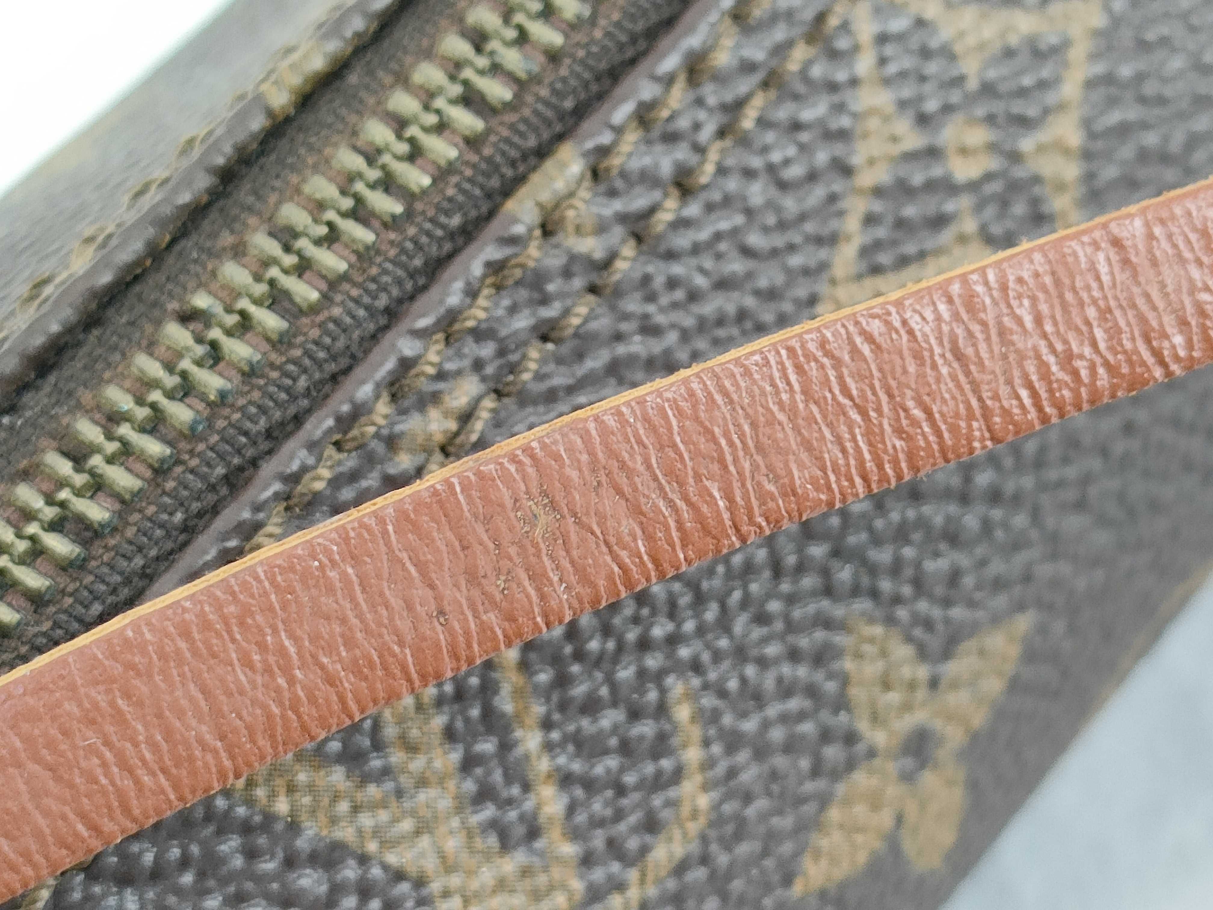 Monogram Louis Vuitton Pouch — view 4