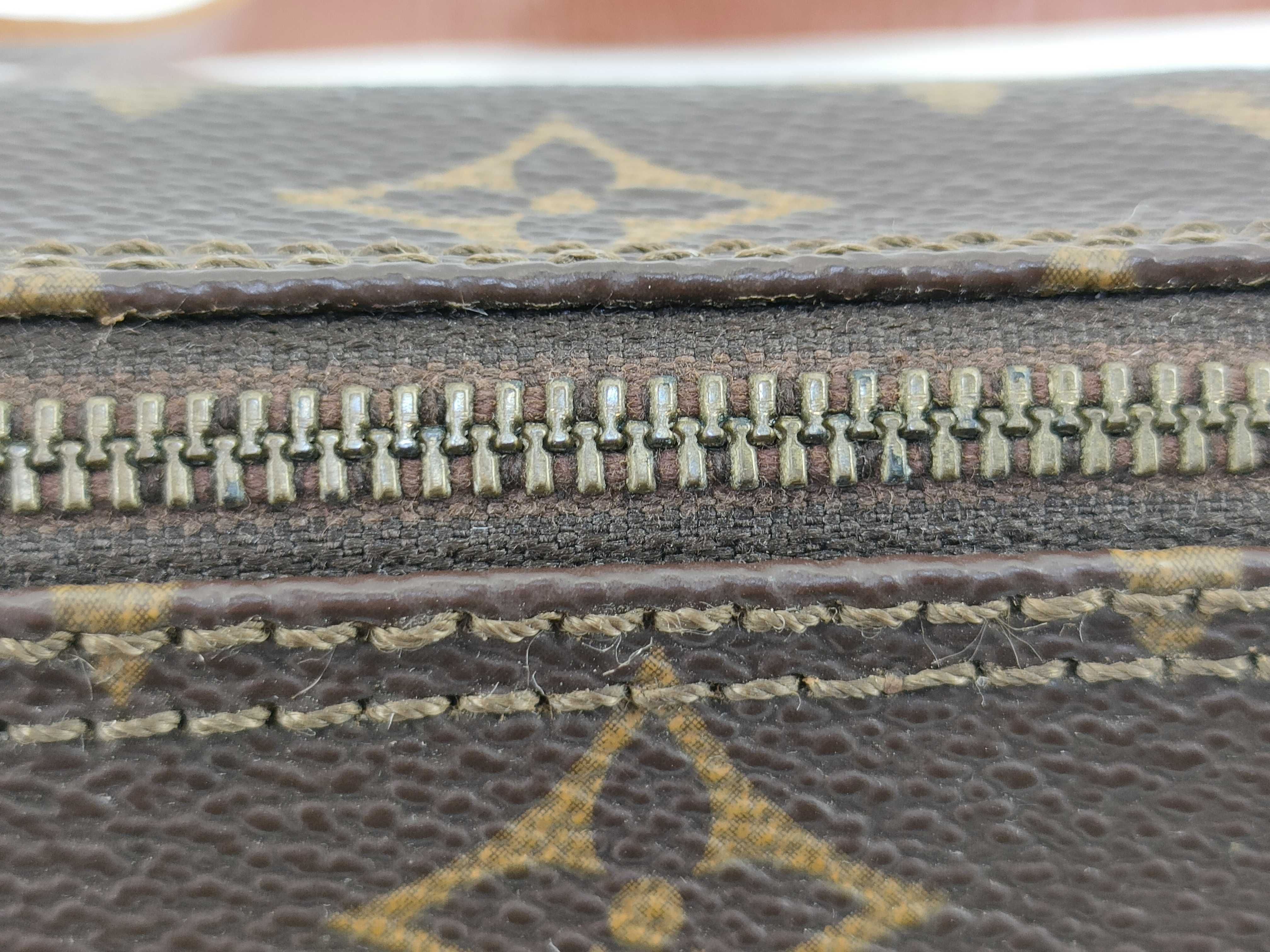 Monogram Louis Vuitton Pouch — view 6