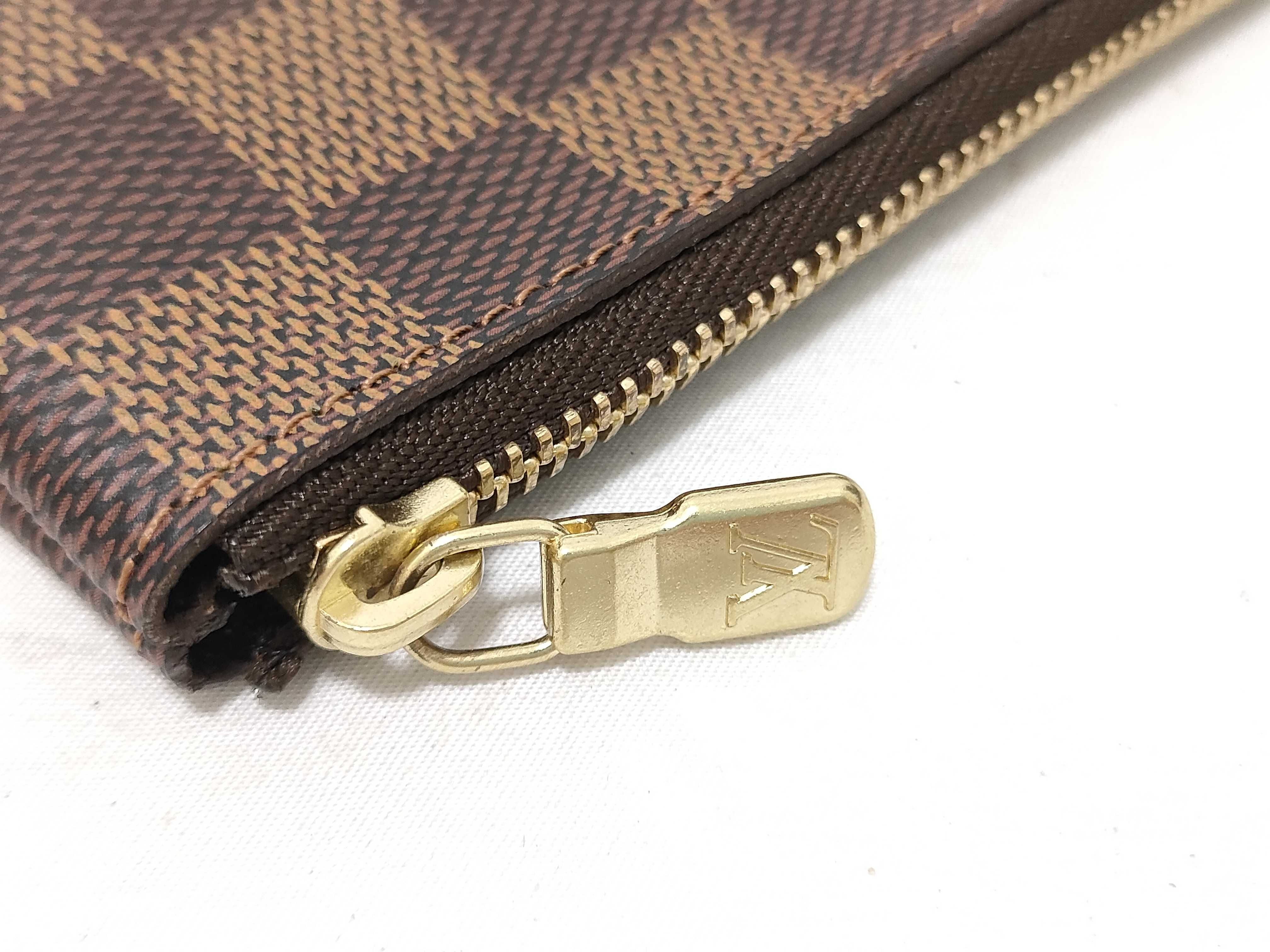 Damier Brooklyn MM Shoulder Bag — view 14