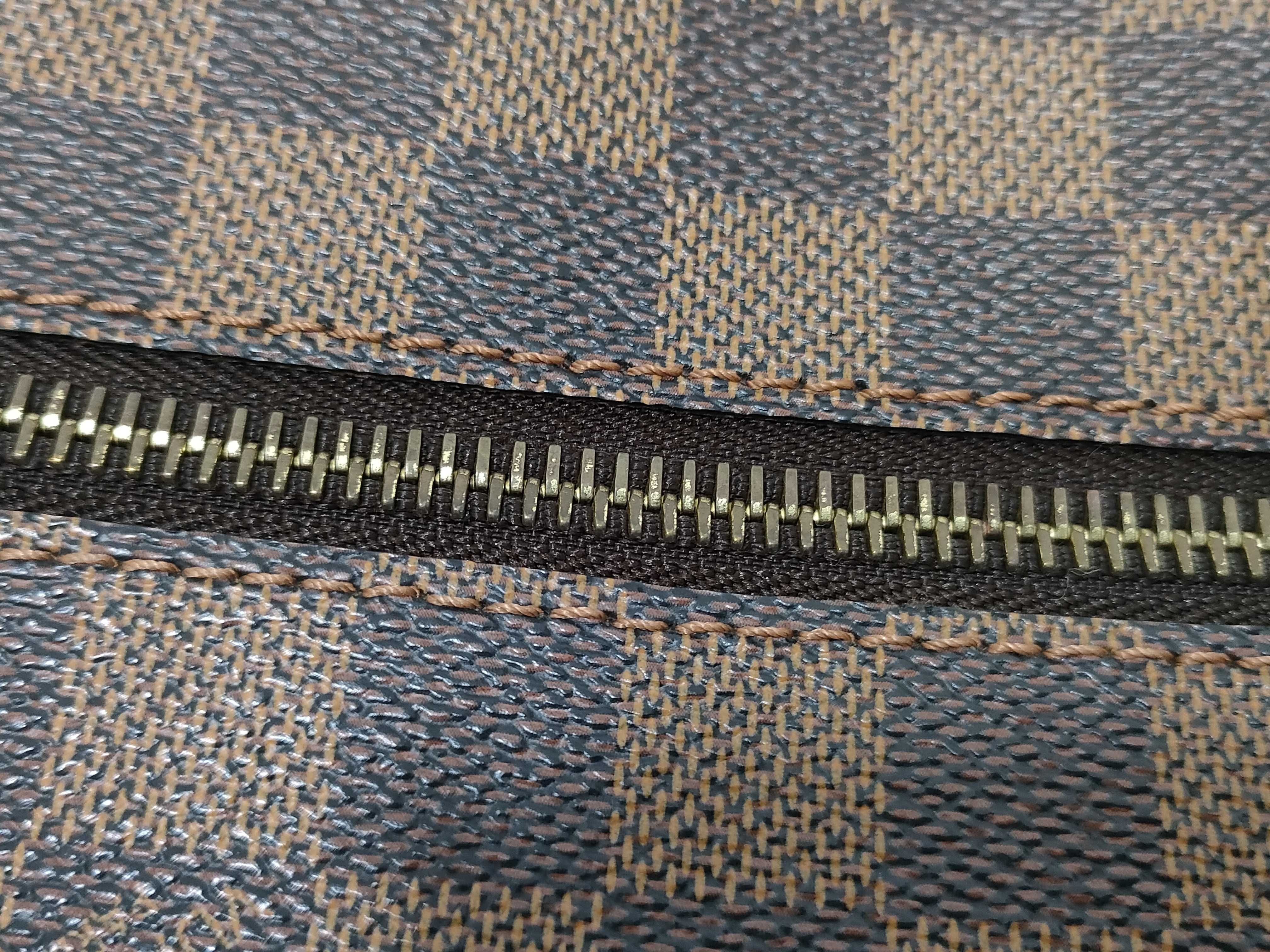 Damier Brooklyn MM Shoulder Bag — view 9