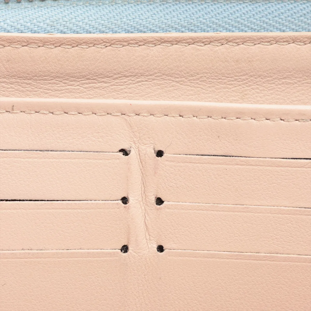 Mahina Zippy Wallet - Blue Round Zip Wallet Serial Unknown M29052 — view 15