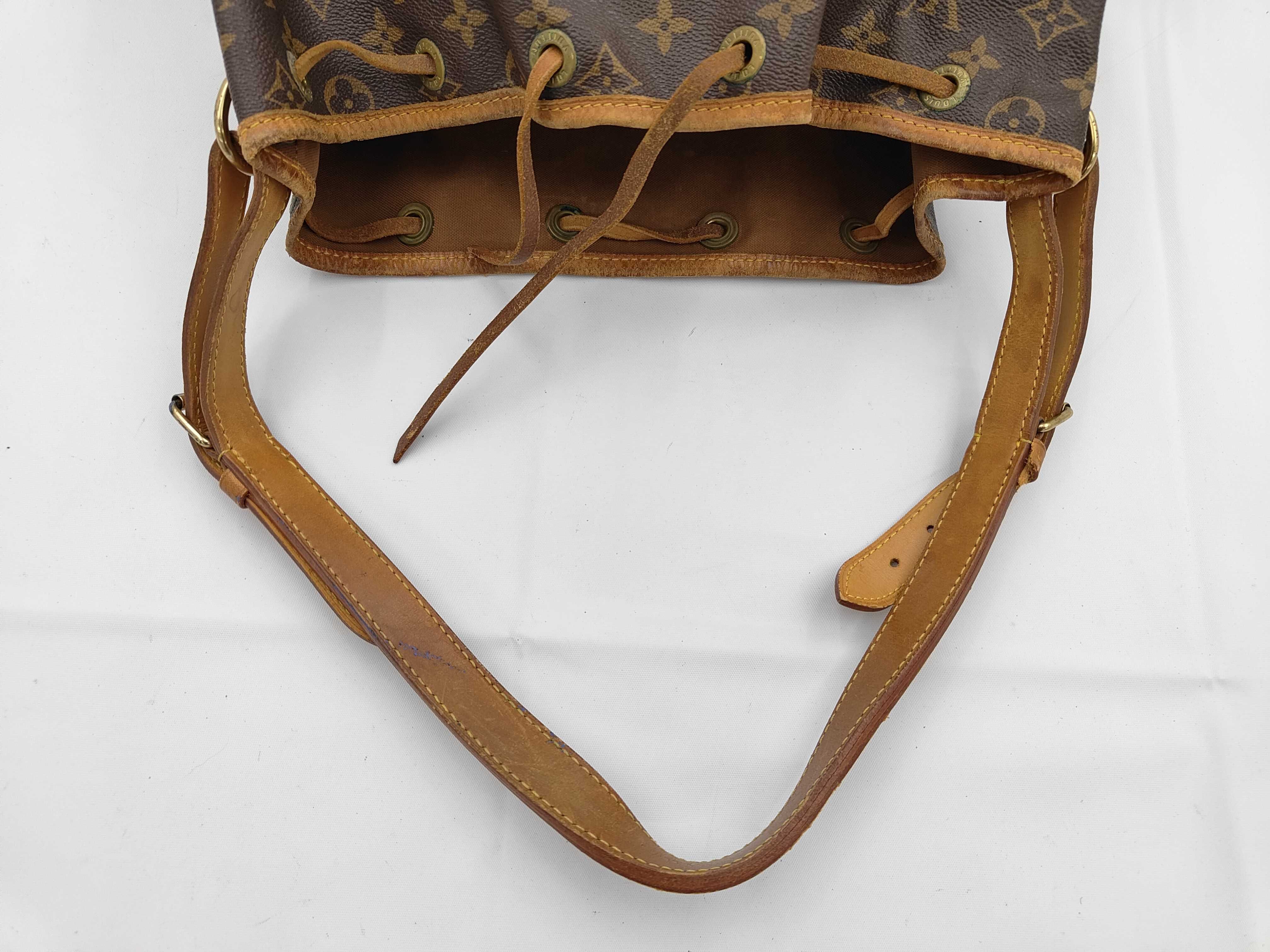 Monogram M42224 Noé Tote Bag Handbag — view 3