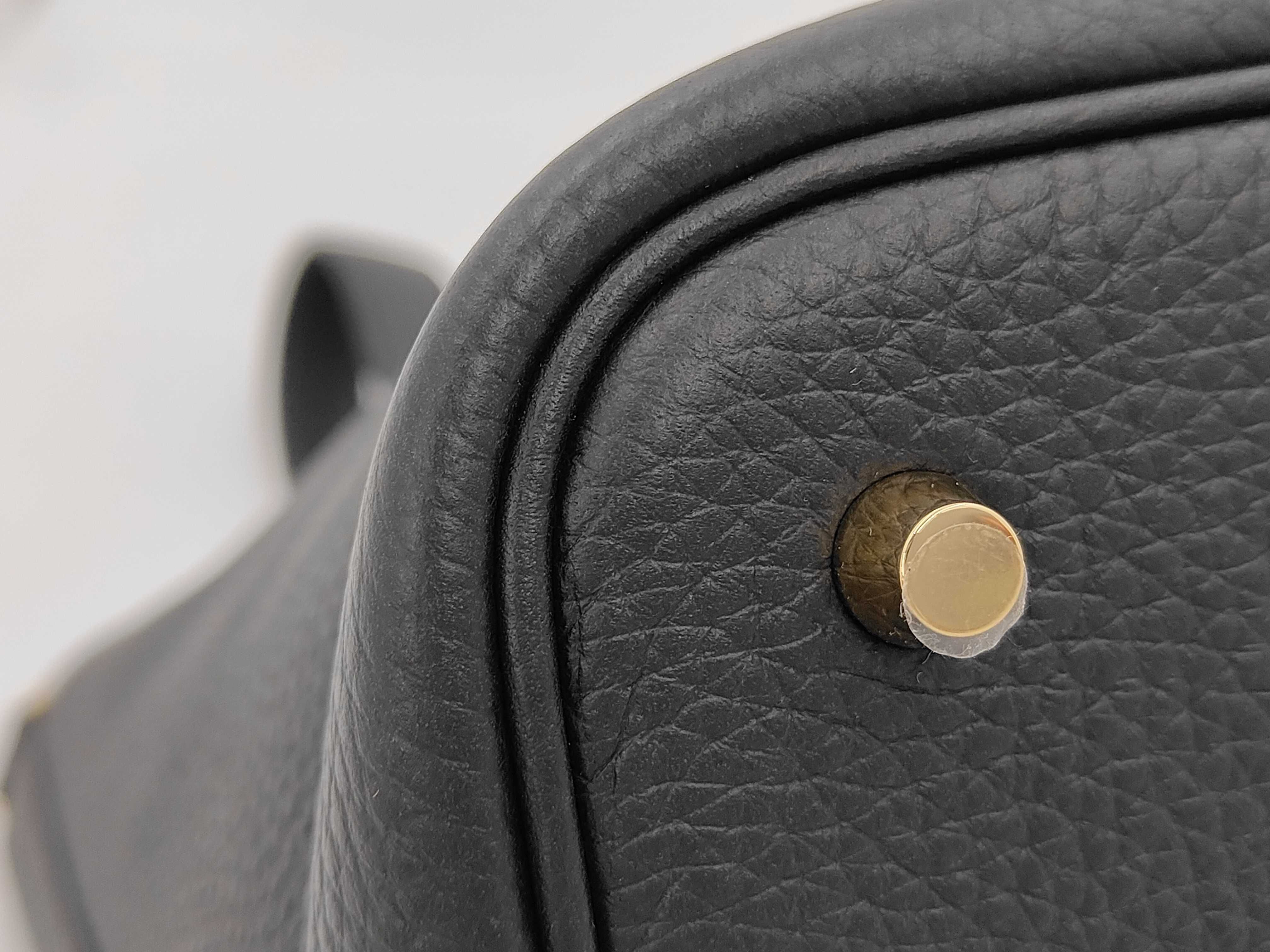 Picotin Lock MM Taurillon Handbag — view 6
