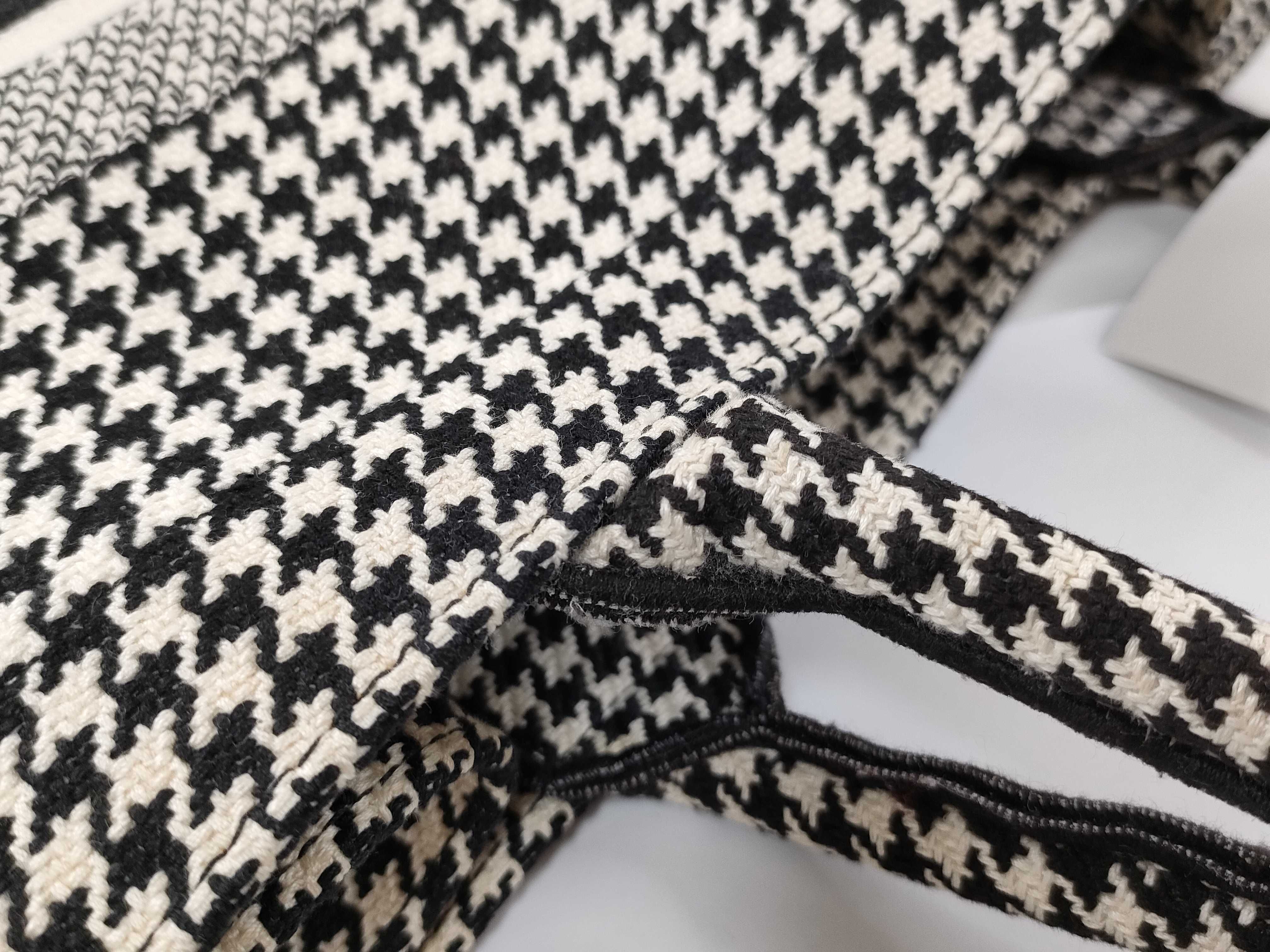 Houndstooth Tote Bag — view 7