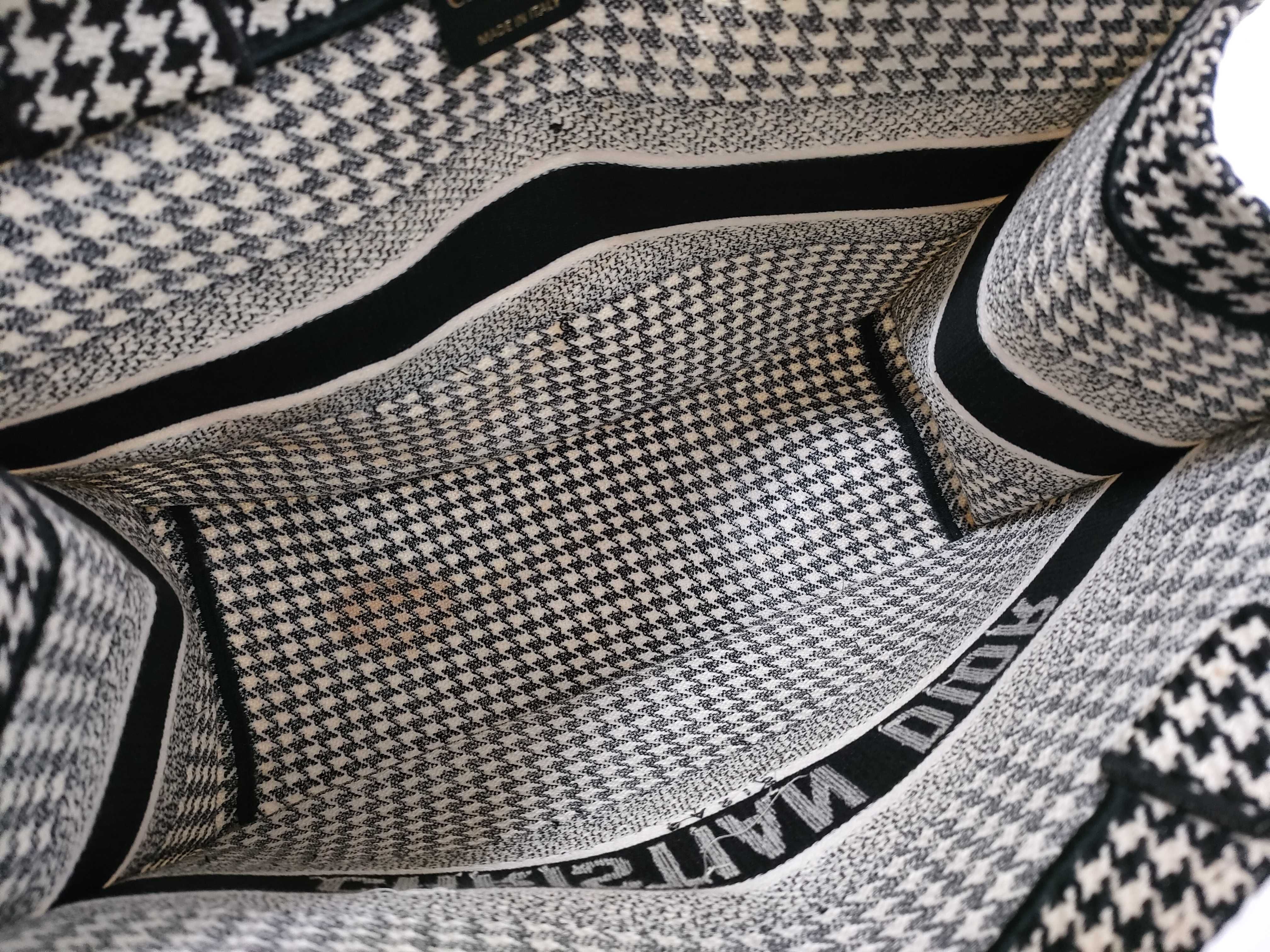 Houndstooth Tote Bag — view 8