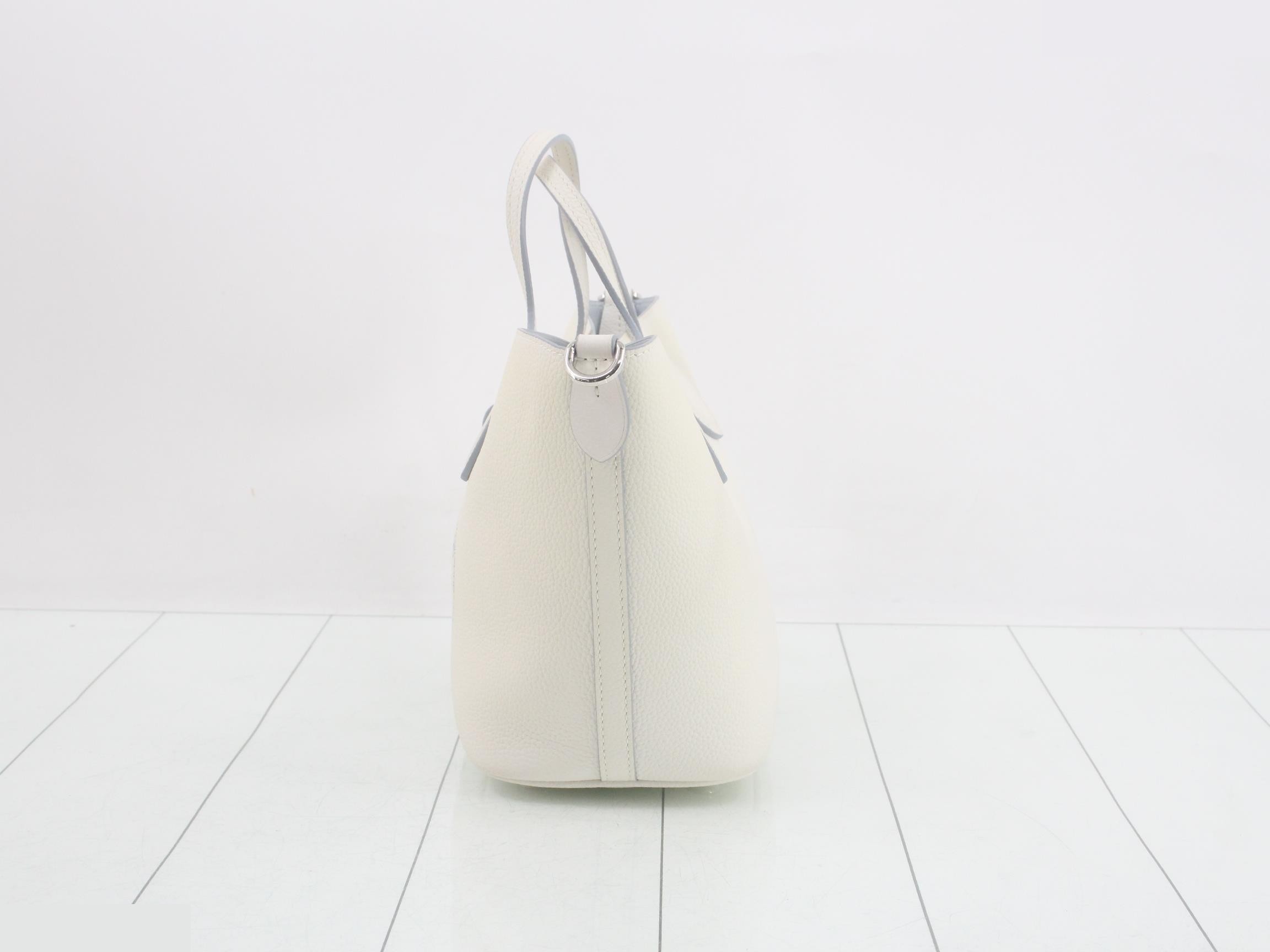 Blossom PM pouch with strap, unused. — view 3