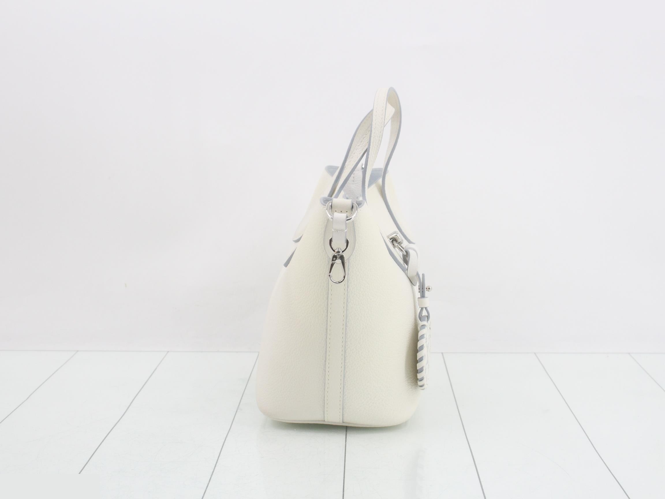 Blossom PM pouch with strap, unused. — view 4