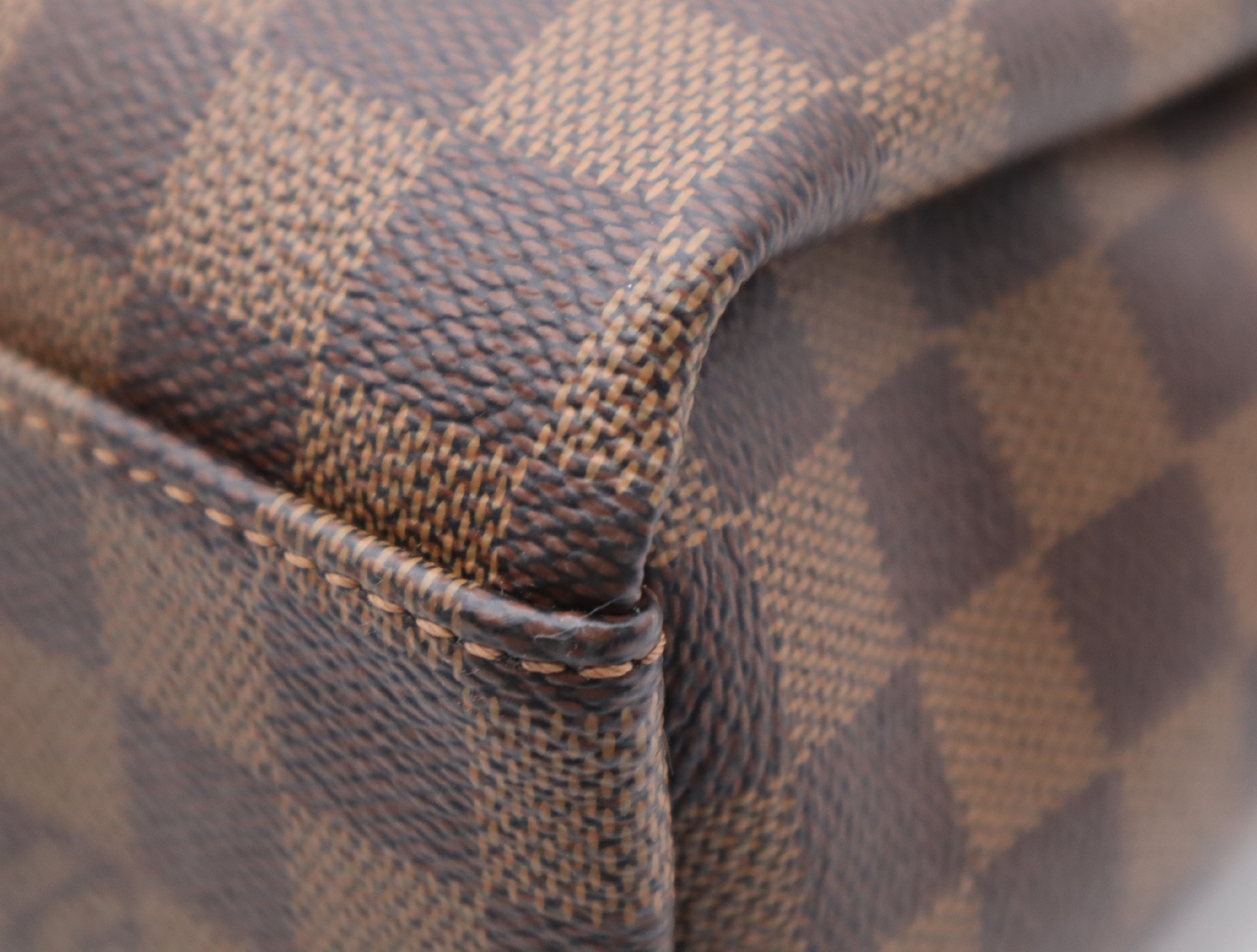 N45282 Damier Odeon Tote PM with shoulder strap and charm, RFID verified, handbag. — view 7