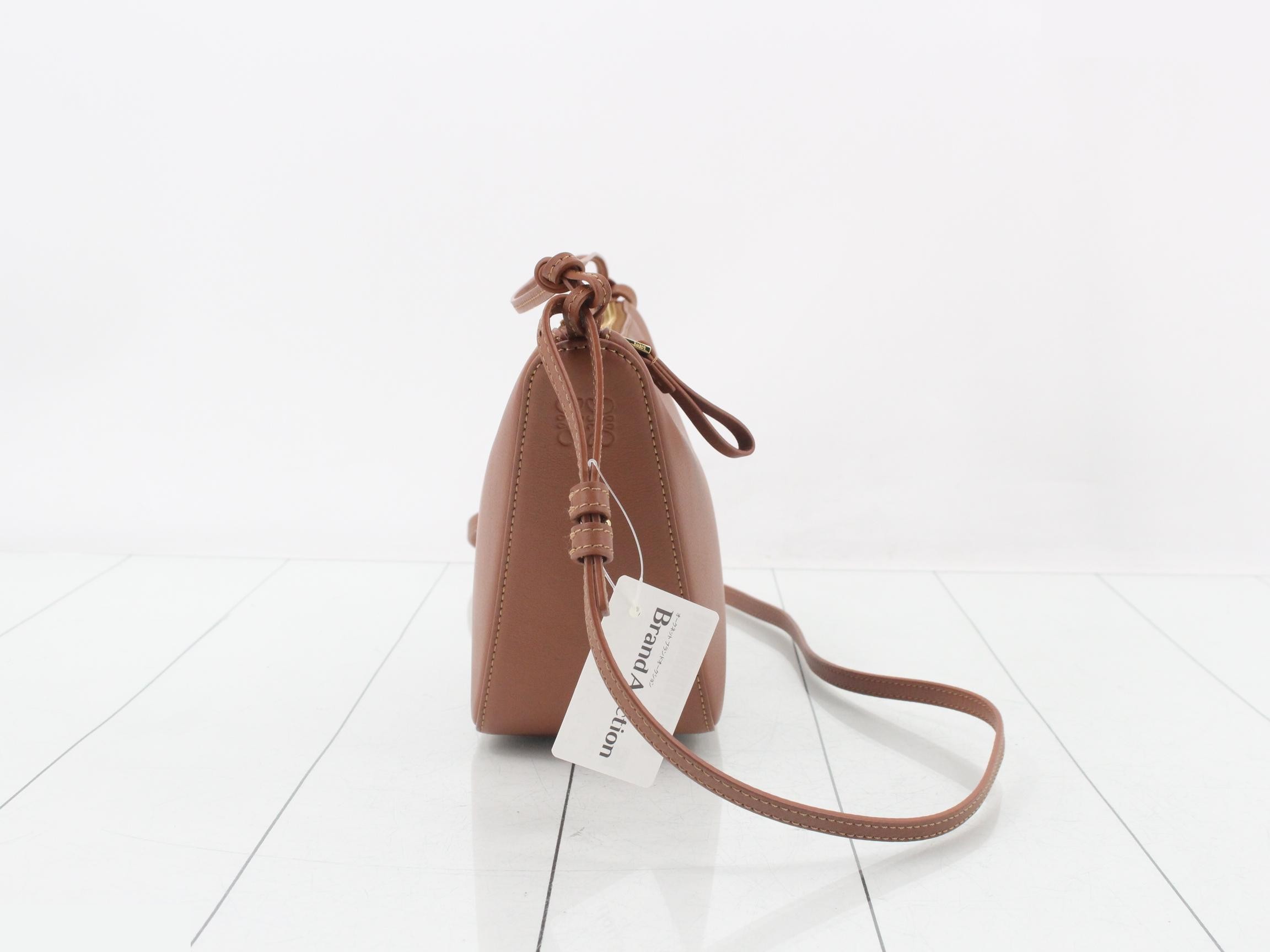 2-Way Shoulder Bag — view 4