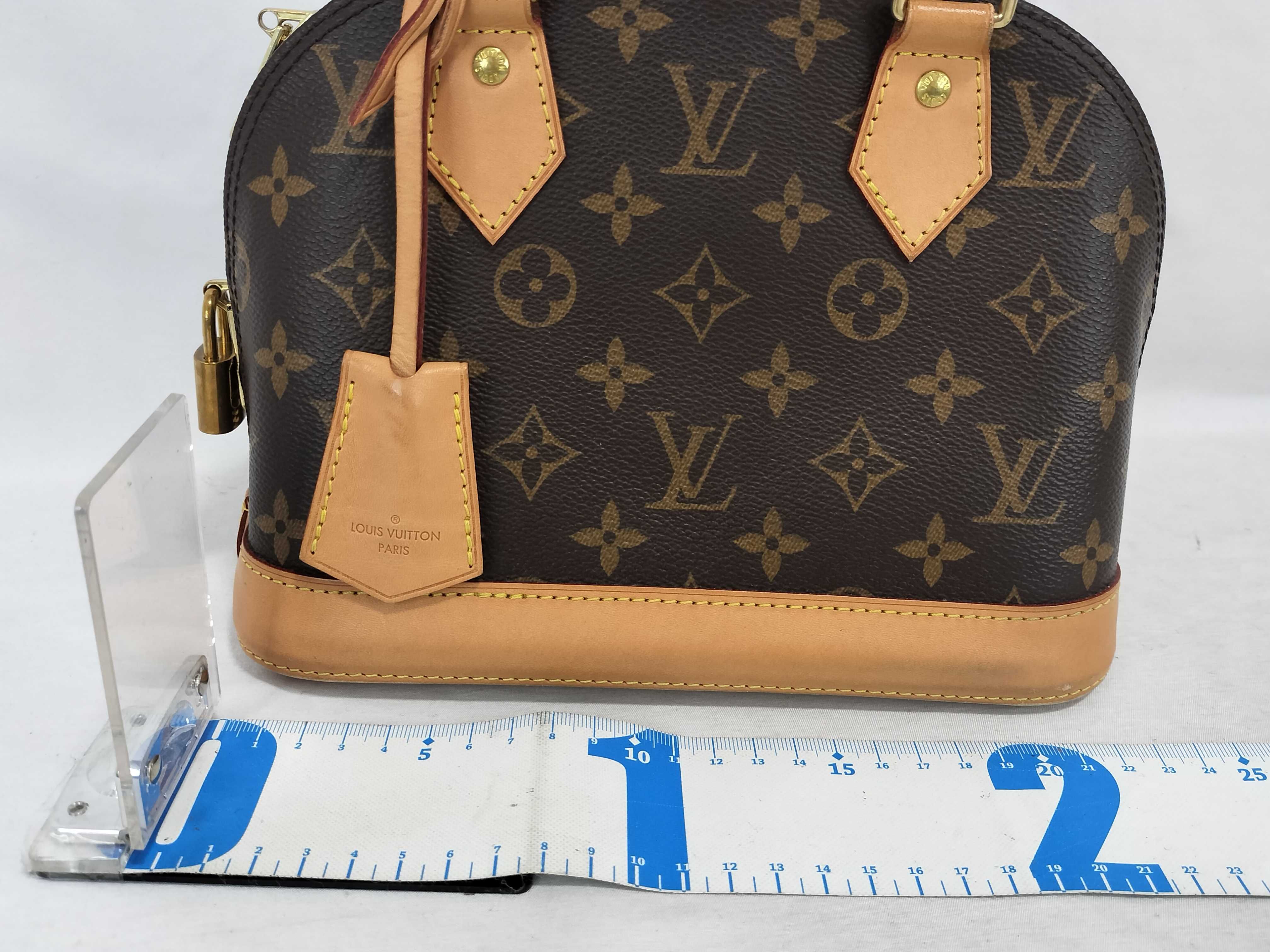 Monogram Louis Vuitton Alma BB Monogram 2-Way Handbag Shoulder Bag M53152 Handbag — view 2