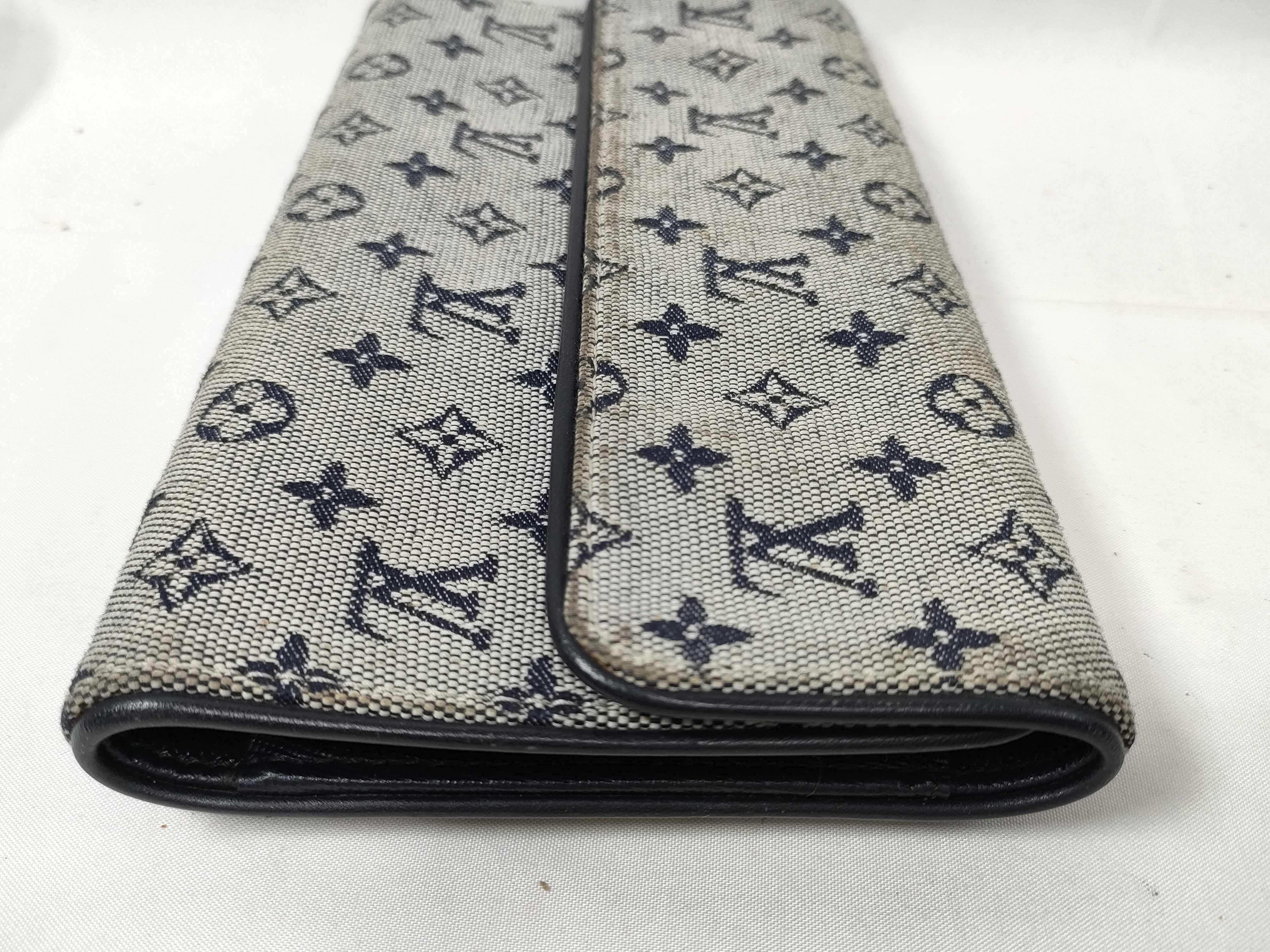 Monogram Mini Louis Vuitton Monogram Mini International Long Wallet — view 4
