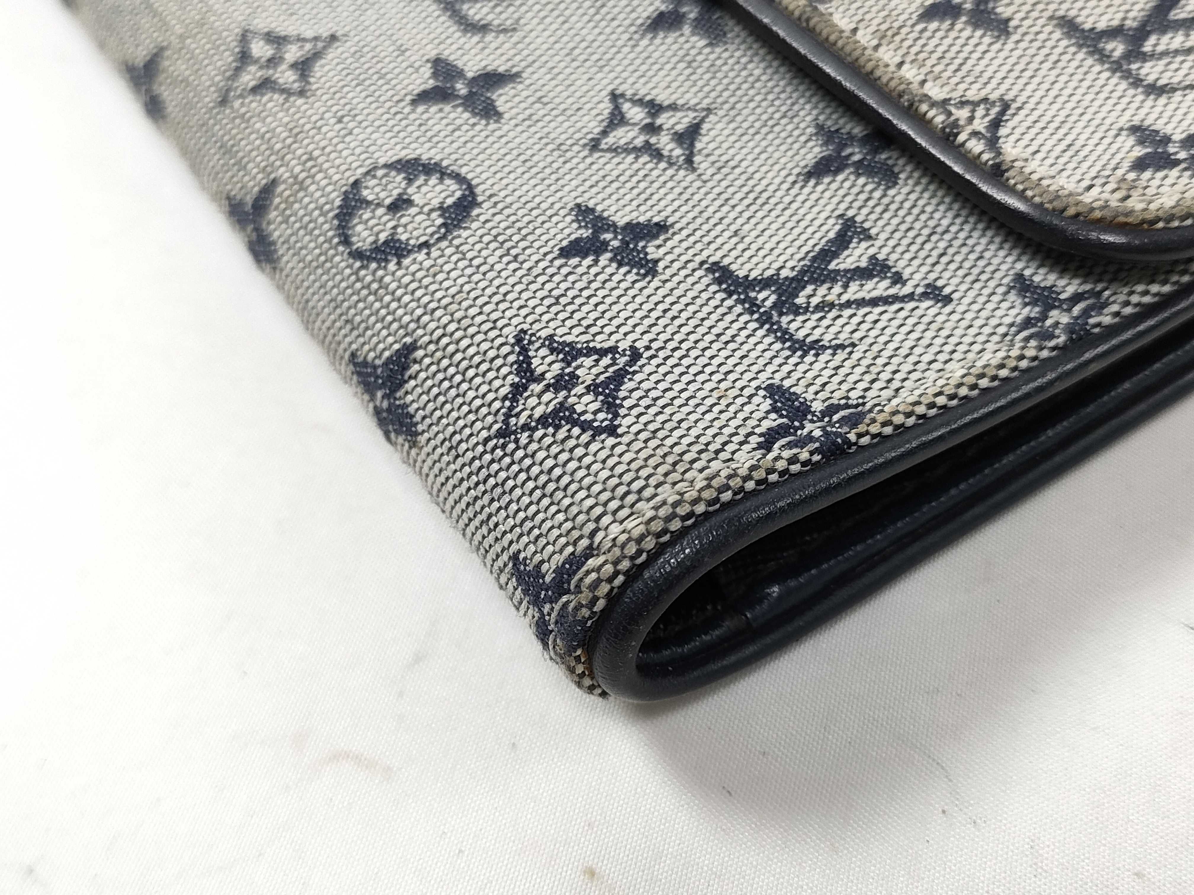 Monogram Mini Louis Vuitton Monogram Mini International Long Wallet — view 5