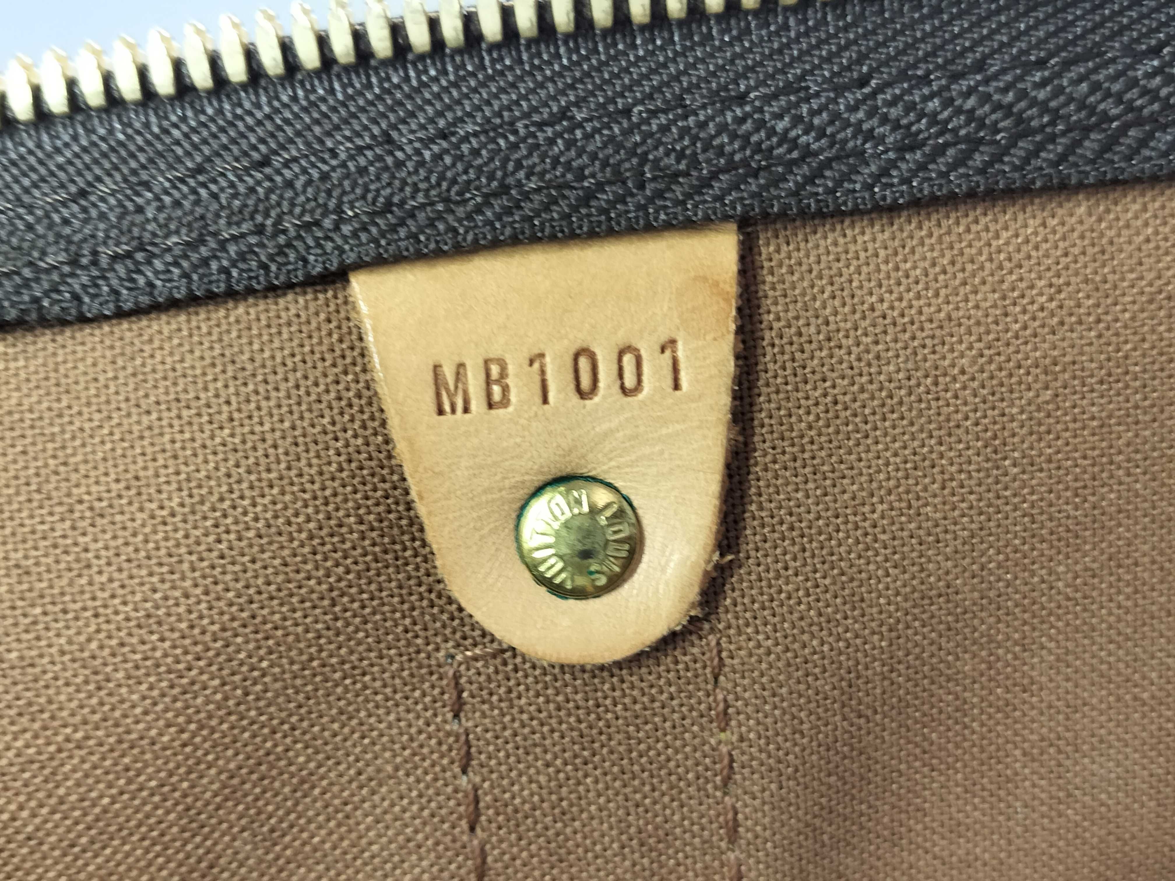 Monogram Louis Vuitton Keepall Bandoulière Boston Bag — view 10