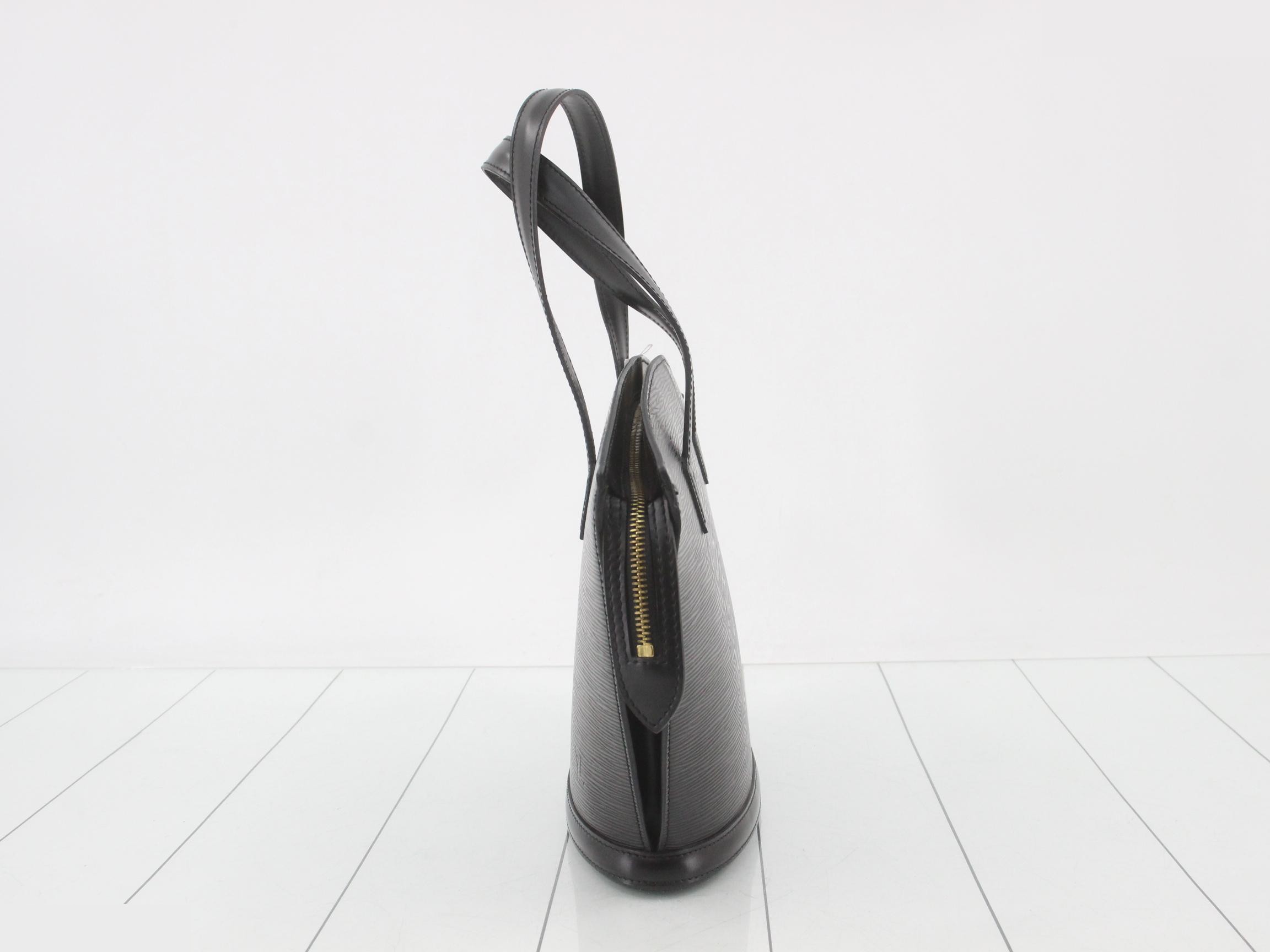 M52272 Saint Jacques Noir Handbag — view 3
