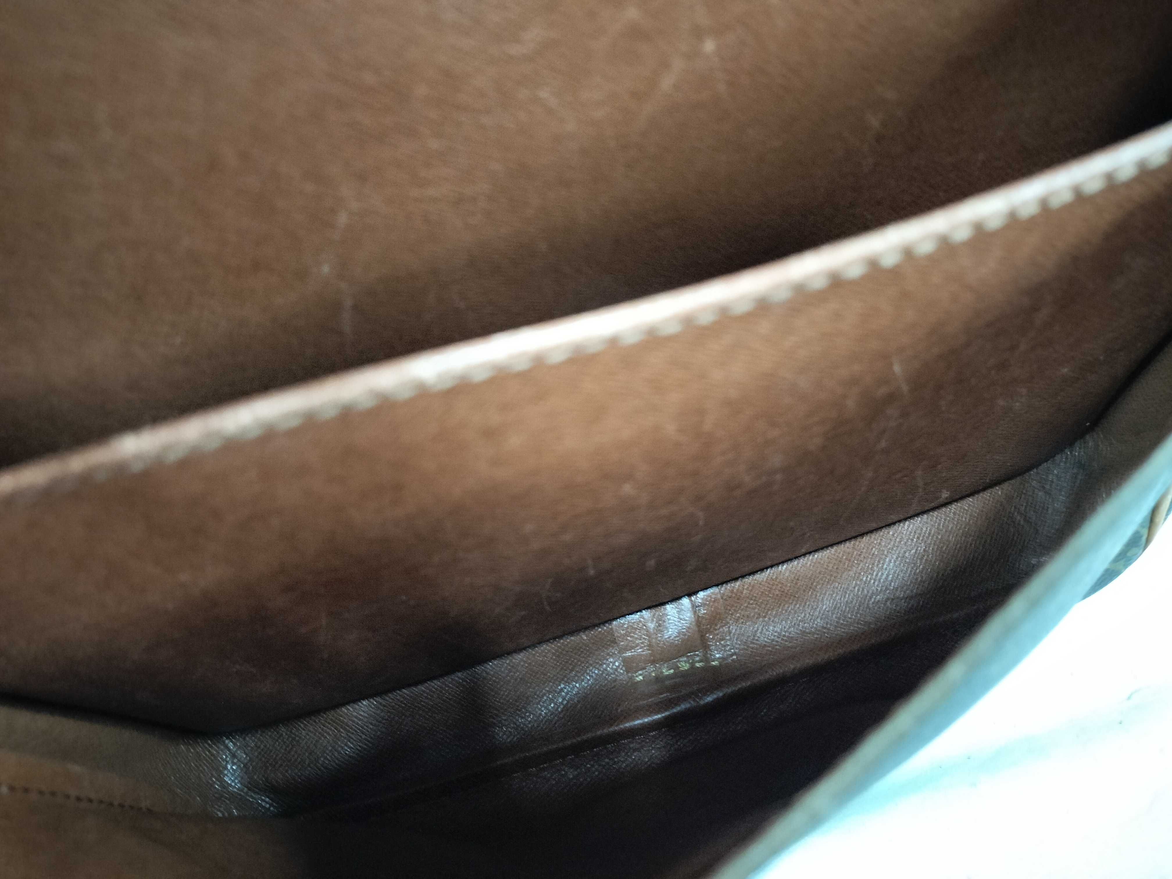 Monogram Louis Vuitton Bag Monogram Cartouchiere GM M51252 Shoulder Bag — view 10
