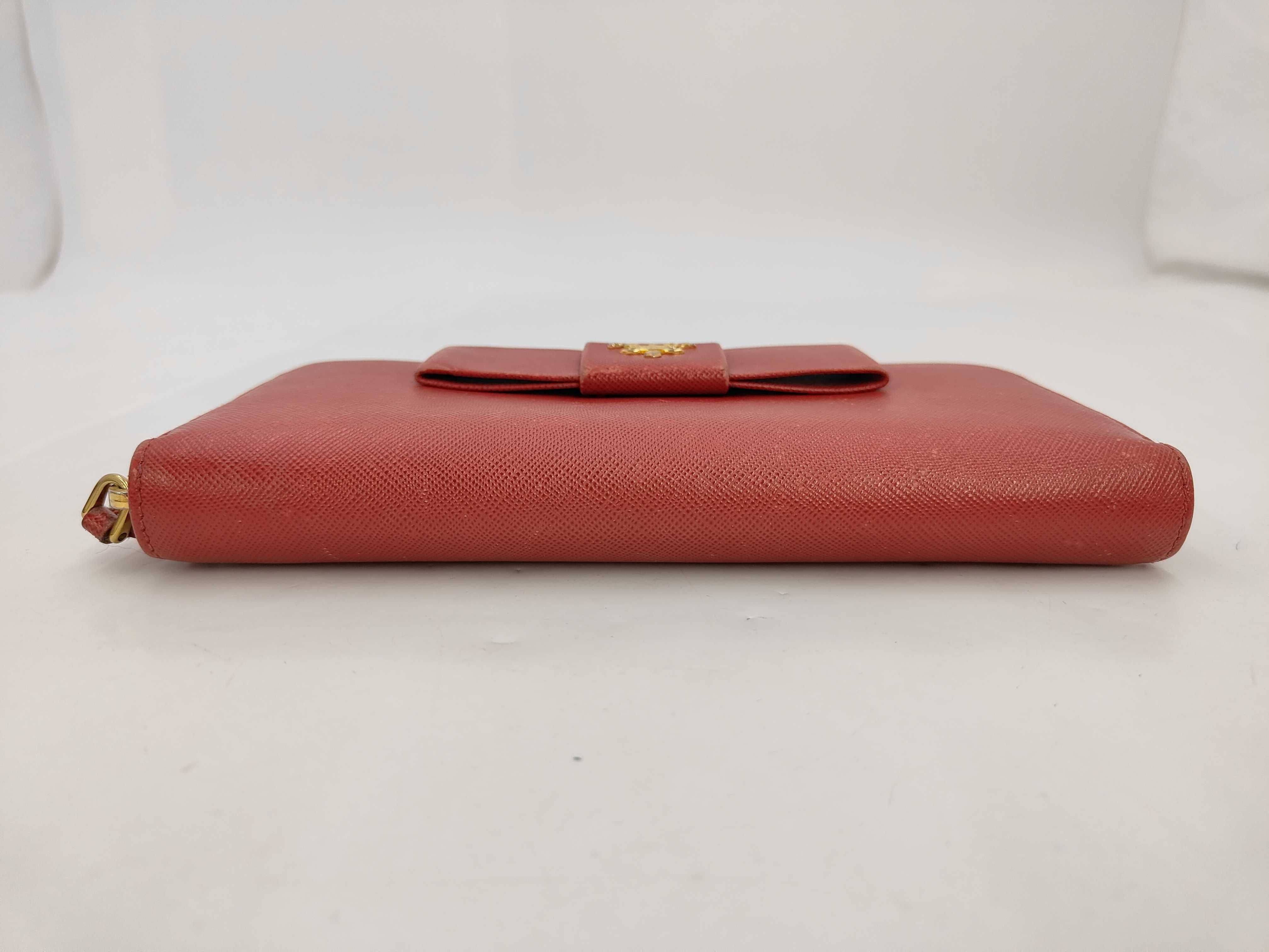 Round Zip Long Wallet with Ribbon — view 4
