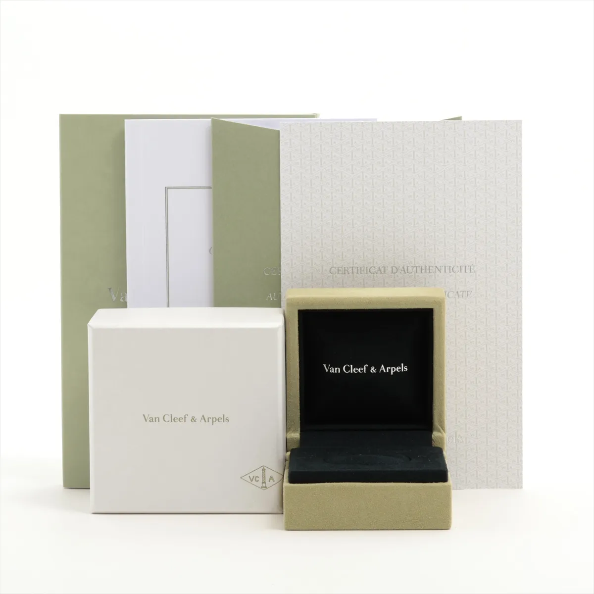 Perlee Ring 750 (PG) 2.0g Size 52 JO263894 VCARPJMF52 — view 6