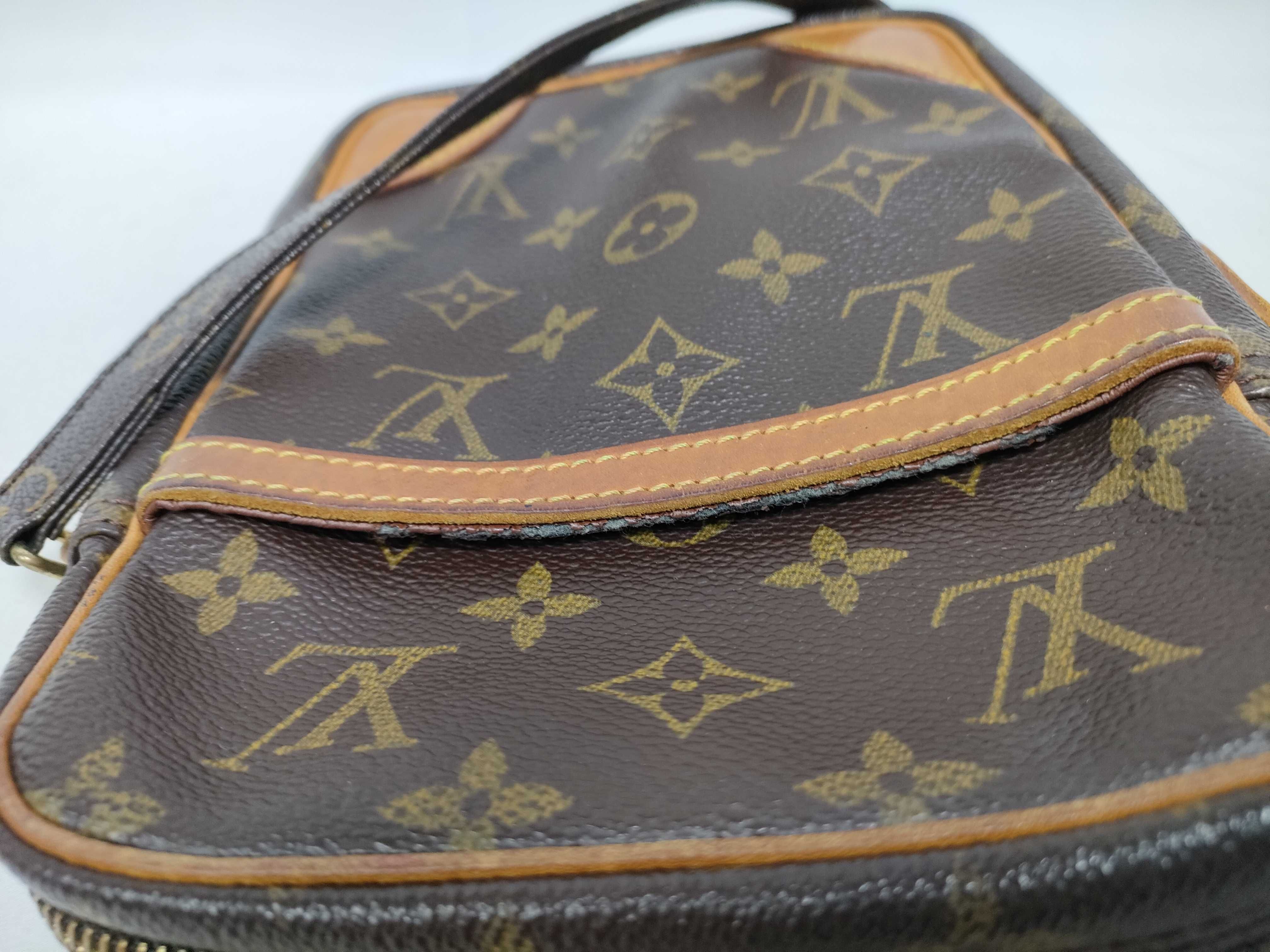Monogram Louis Vuitton Monogram Danube PM SL1001 Shoulder Bag — view 12