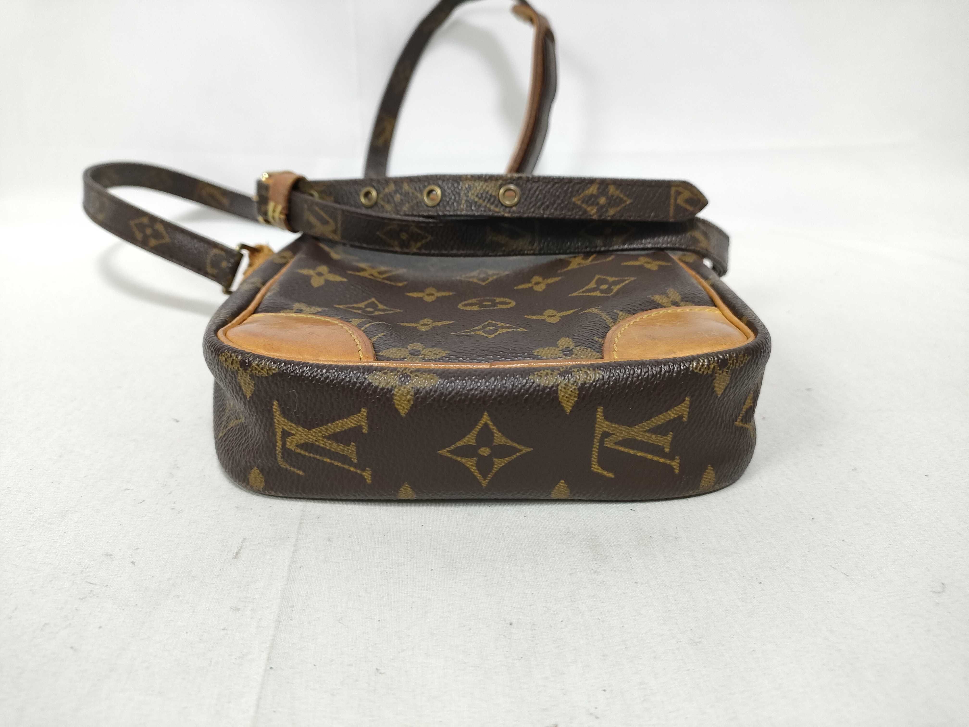 Monogram Louis Vuitton Monogram Danube PM SL1001 Shoulder Bag — view 3