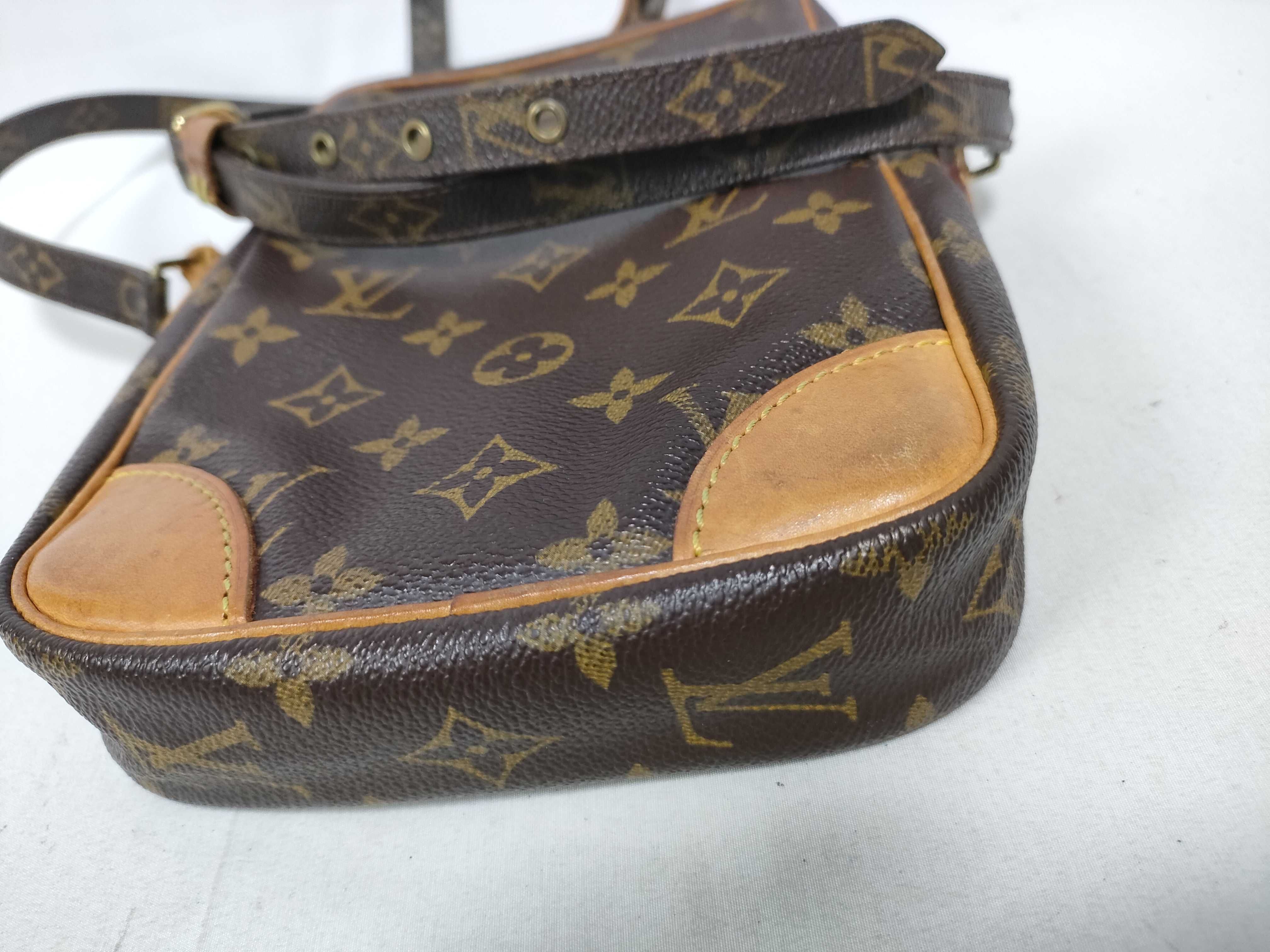 Monogram Louis Vuitton Monogram Danube PM SL1001 Shoulder Bag — view 4