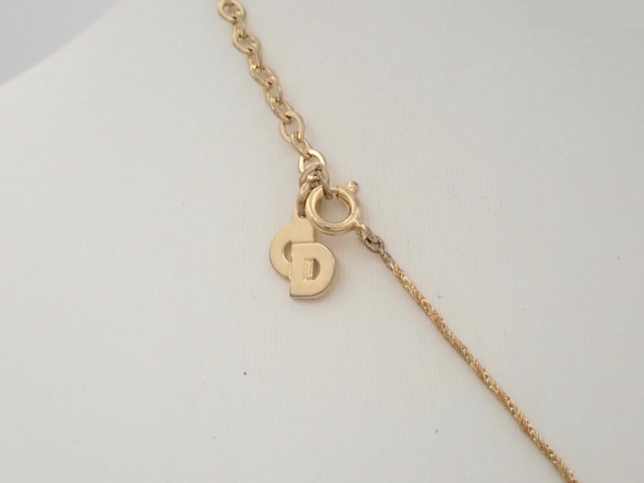 Other lines: Precious metals, necklaces, pendants — view 2