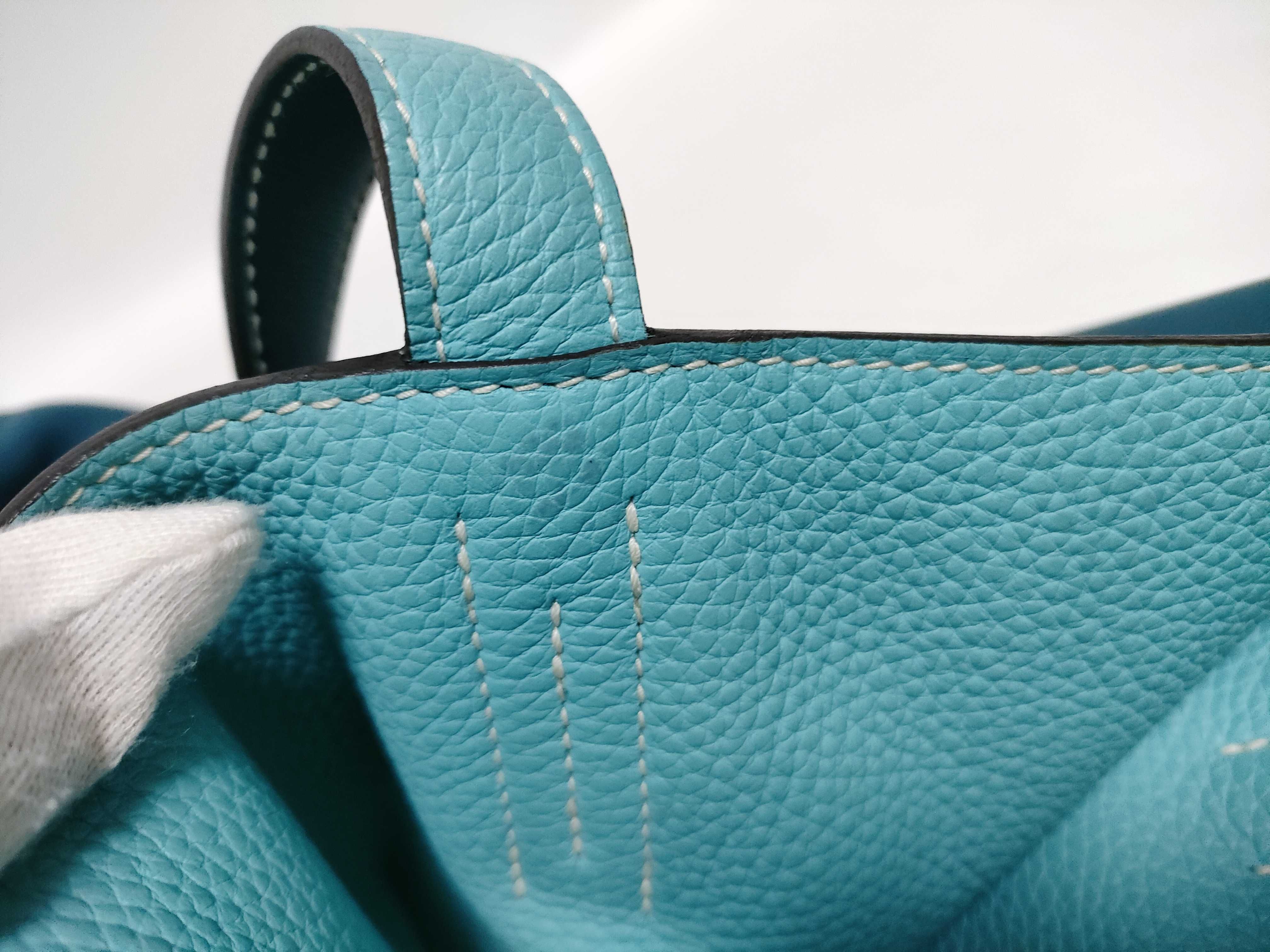 Double Sens 36 Tote Bag in Veau Swift and Taurillon Clemence Leather, Colvert Blue Atoll, Y-stamp. — view 11