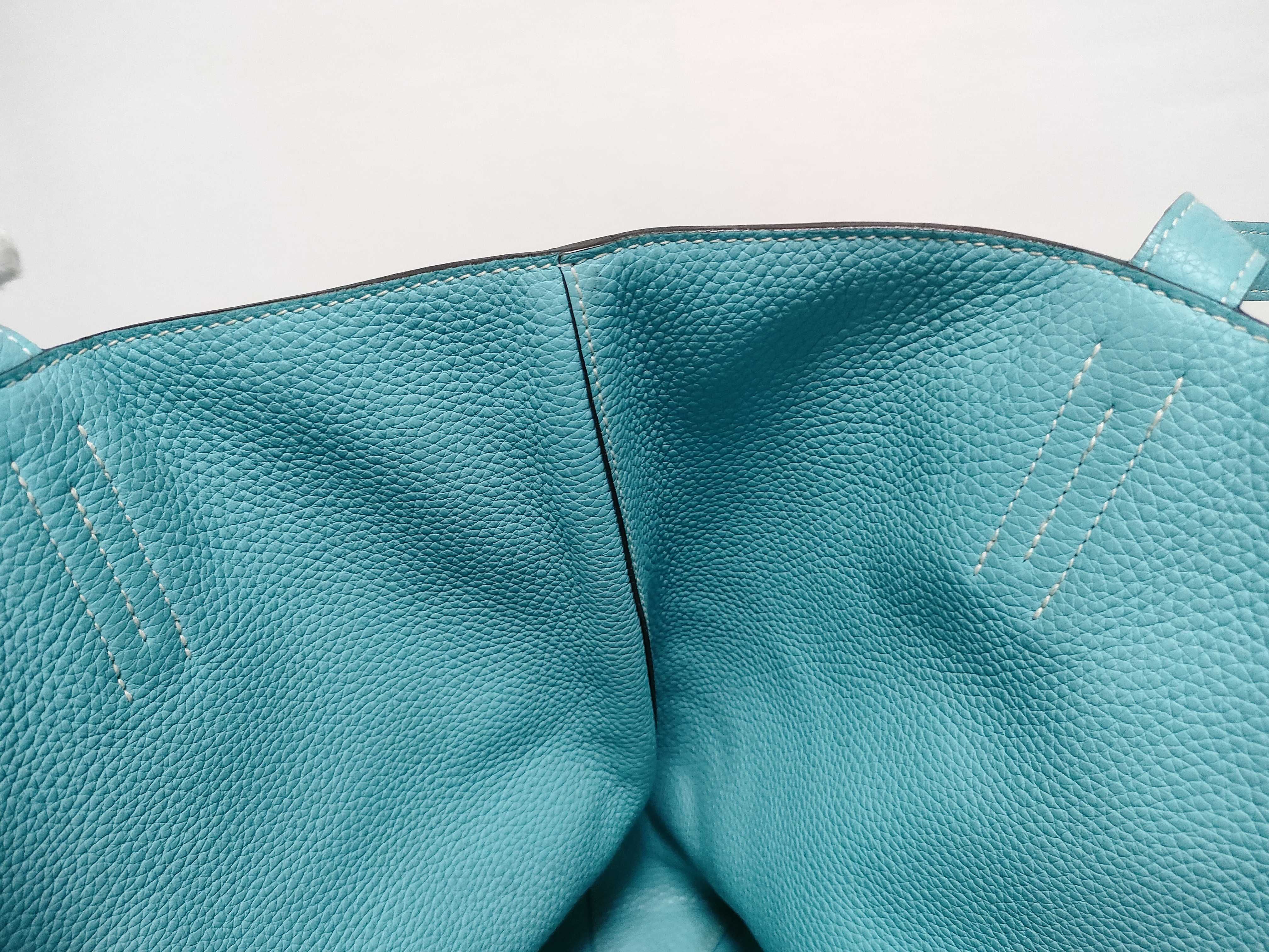 Double Sens 36 Tote Bag in Veau Swift and Taurillon Clemence Leather, Colvert Blue Atoll, Y-stamp. — view 8