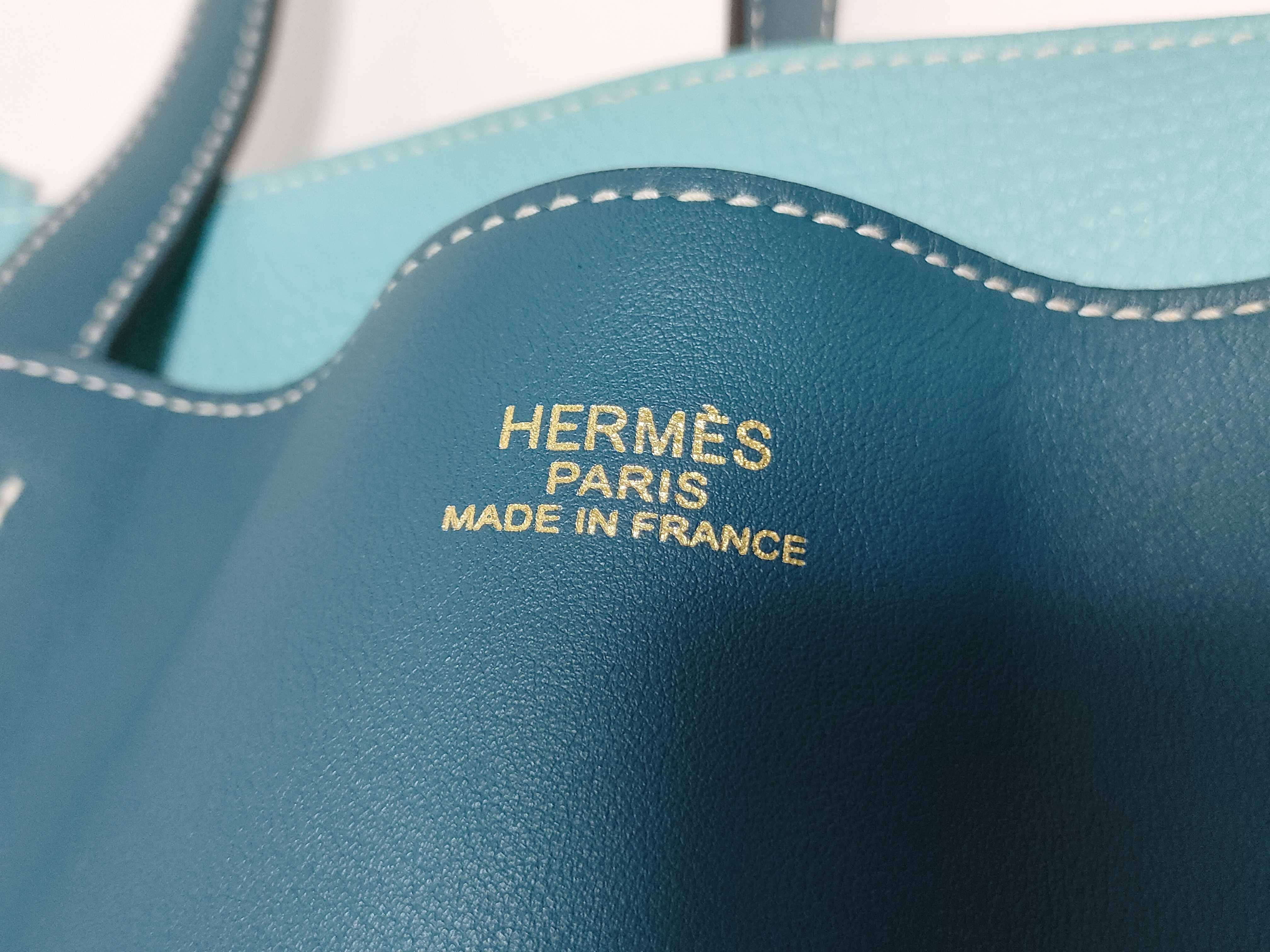Double Sens 36 Tote Bag in Veau Swift and Taurillon Clemence Leather, Colvert Blue Atoll, Y-stamp. — view 10
