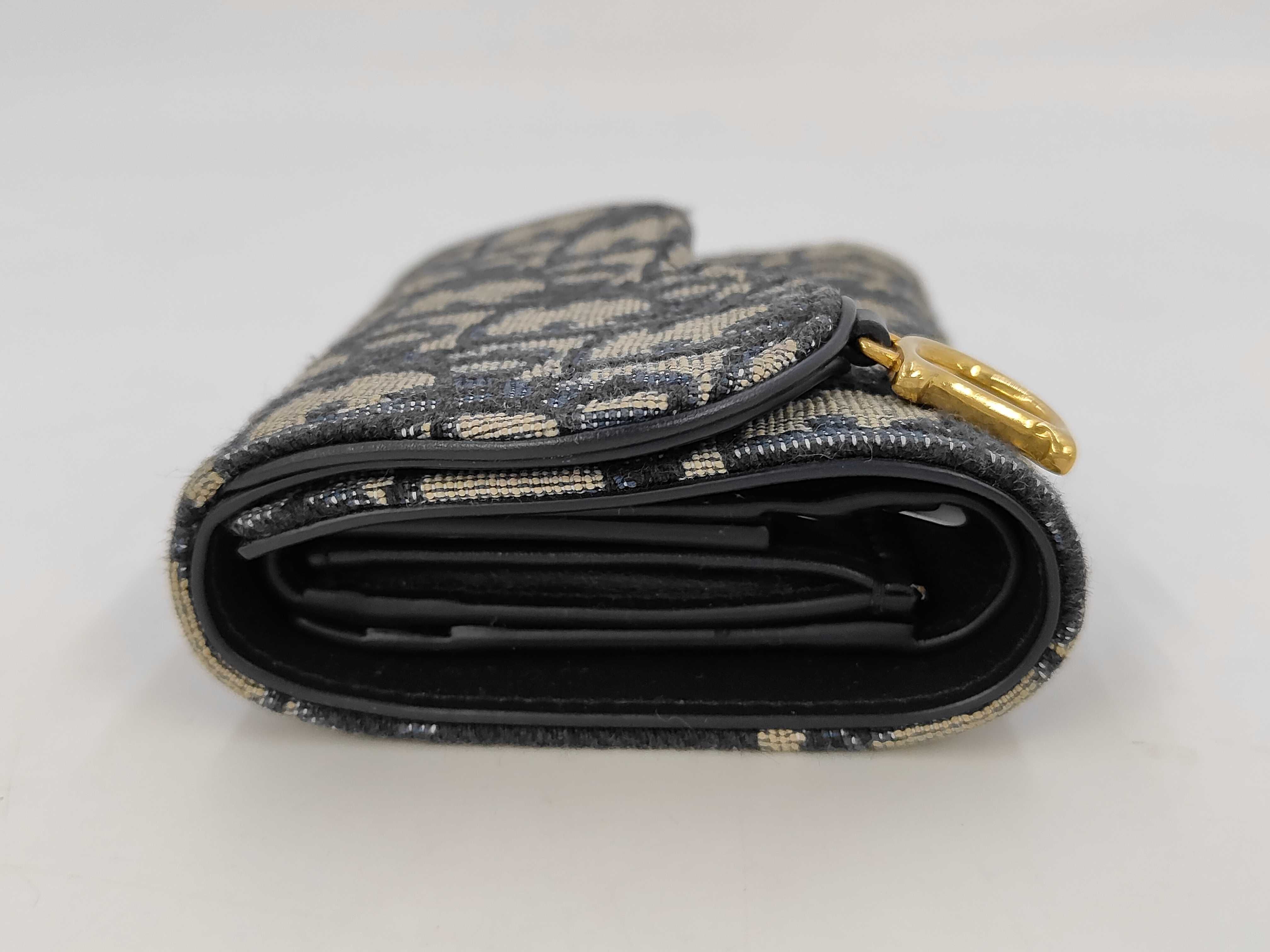 Trotter Dior 2026 Current Model Brand New Unused Women's "Saddle" Lotus Wallet Goatskin 47MA 0244 Wallet — view 4