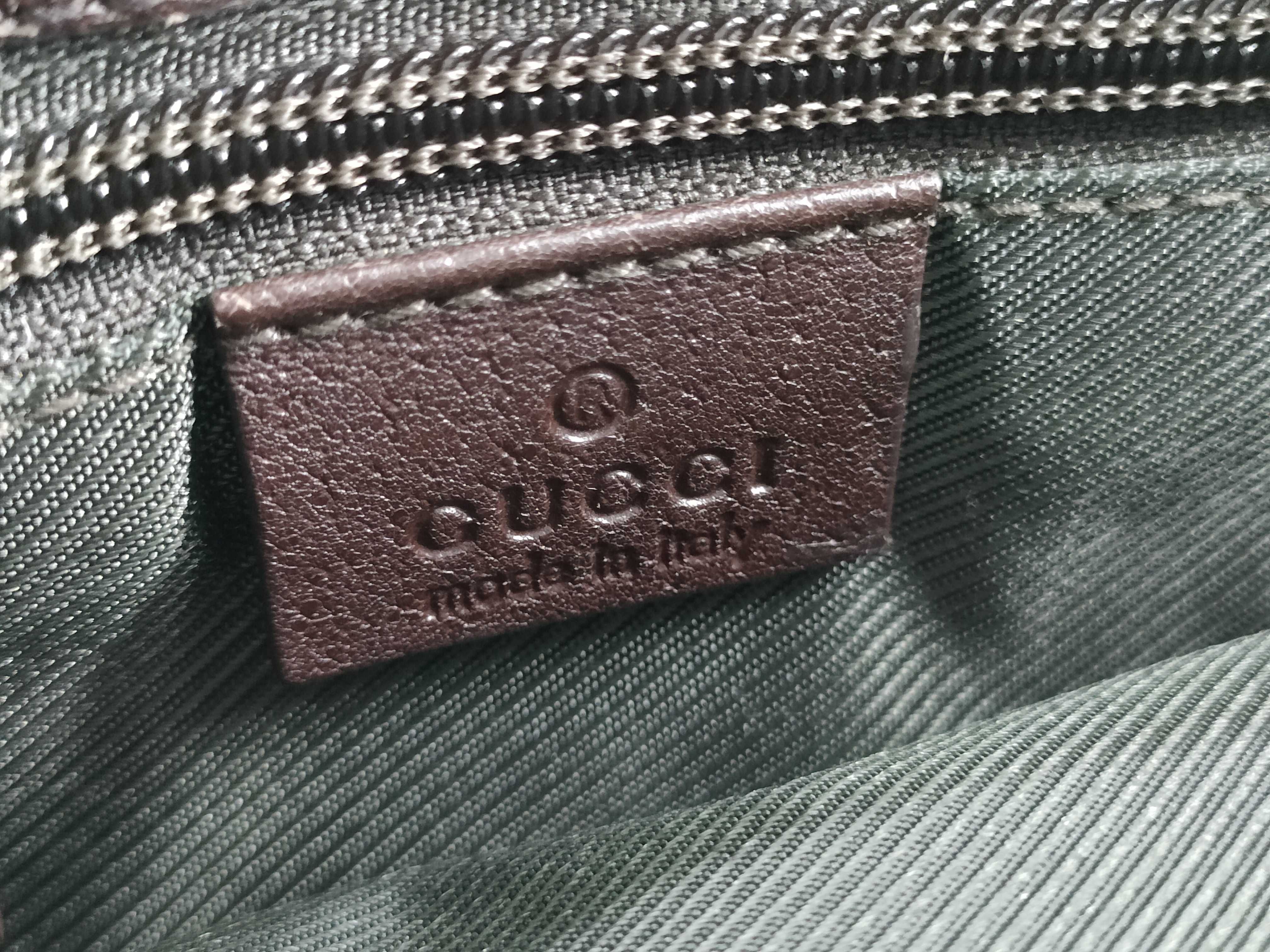 GG Canvas Shoulder Bag — view 11