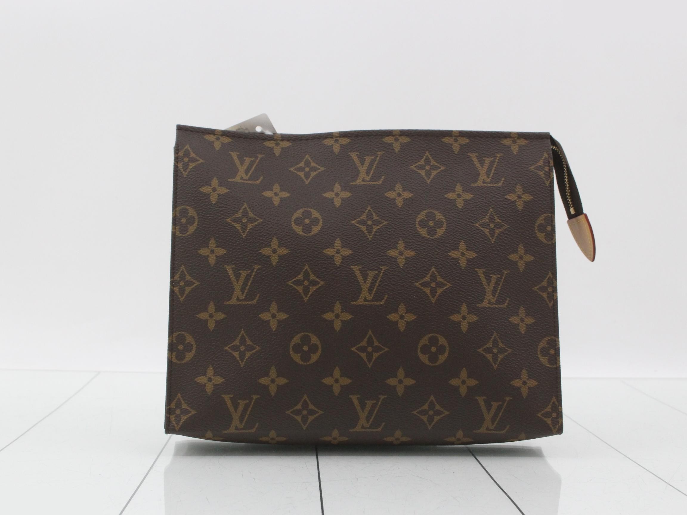 Monogram Pochette Toilette 26 Pouch