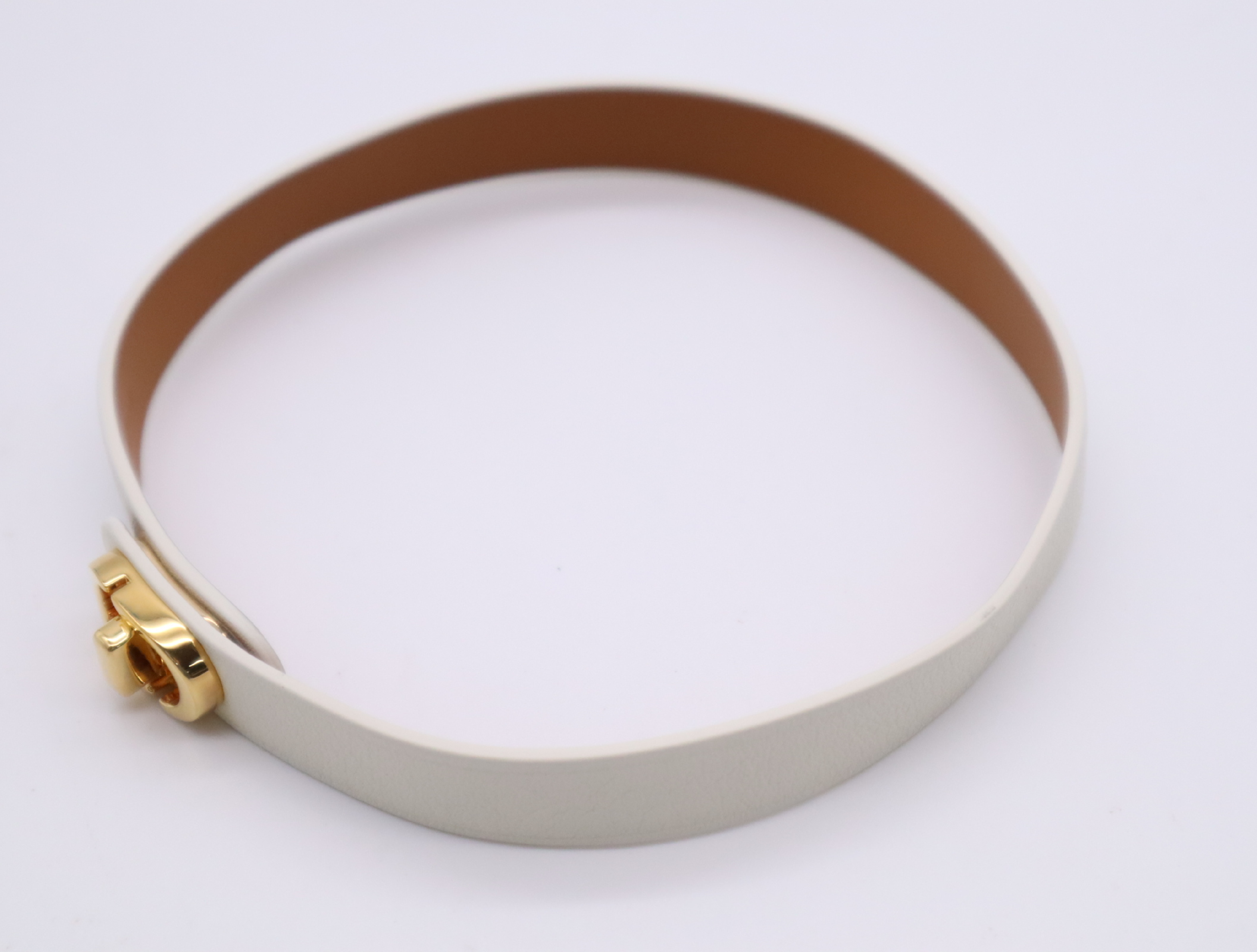 Leather 30 Montaigne White Gold Hardware Bracelet/Bangle
