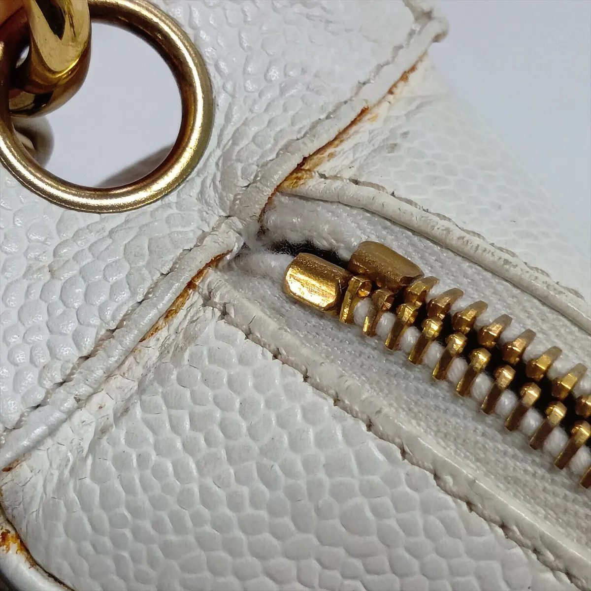 Matelassé Caviar Skin Chain Shoulder Bag, White with Gold Hardware, Item No. 7437269 (Serial Number 7) — view 14