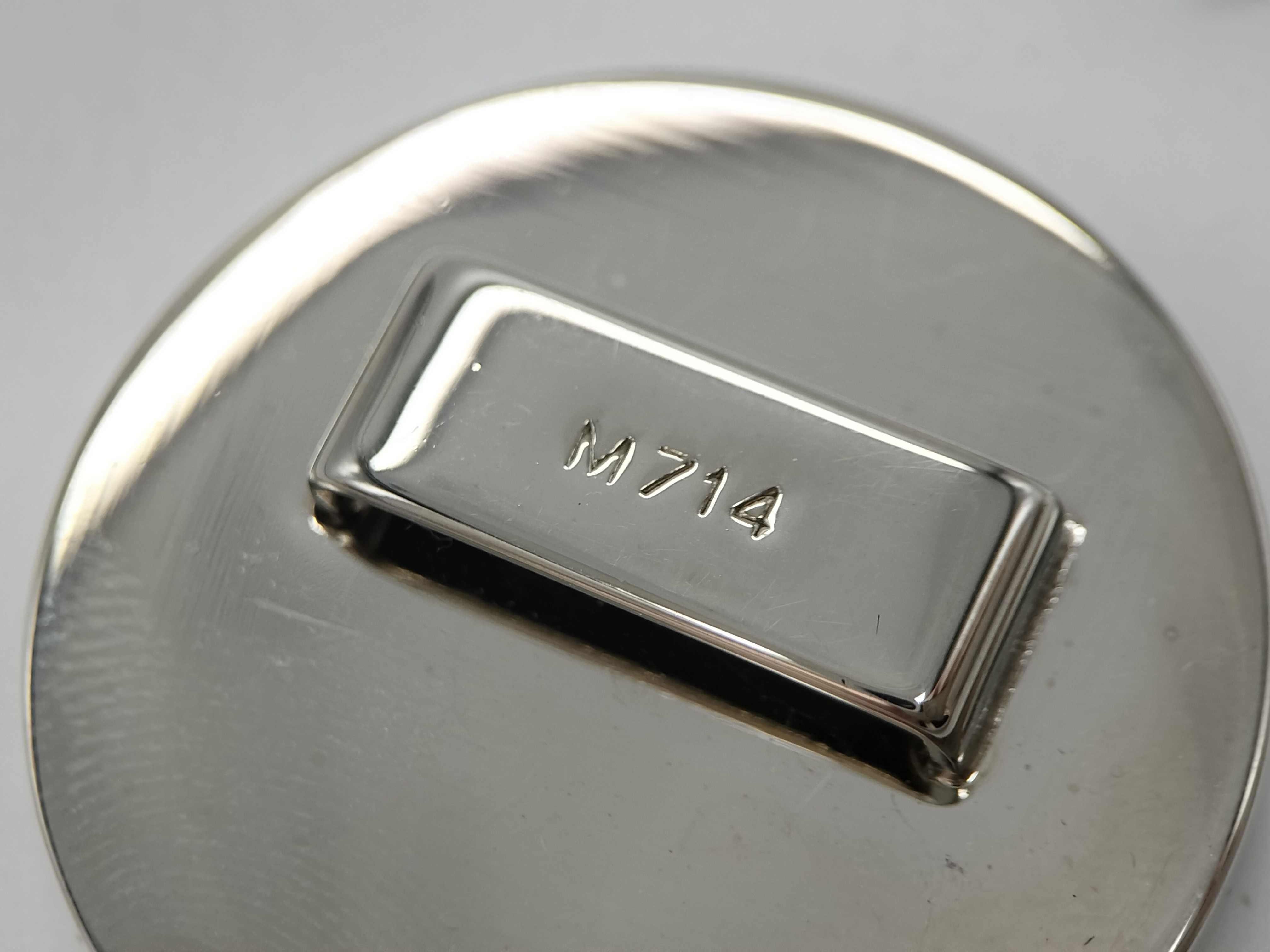 Keychain / Keyring / Enamel Key Case & Keychain — view 7