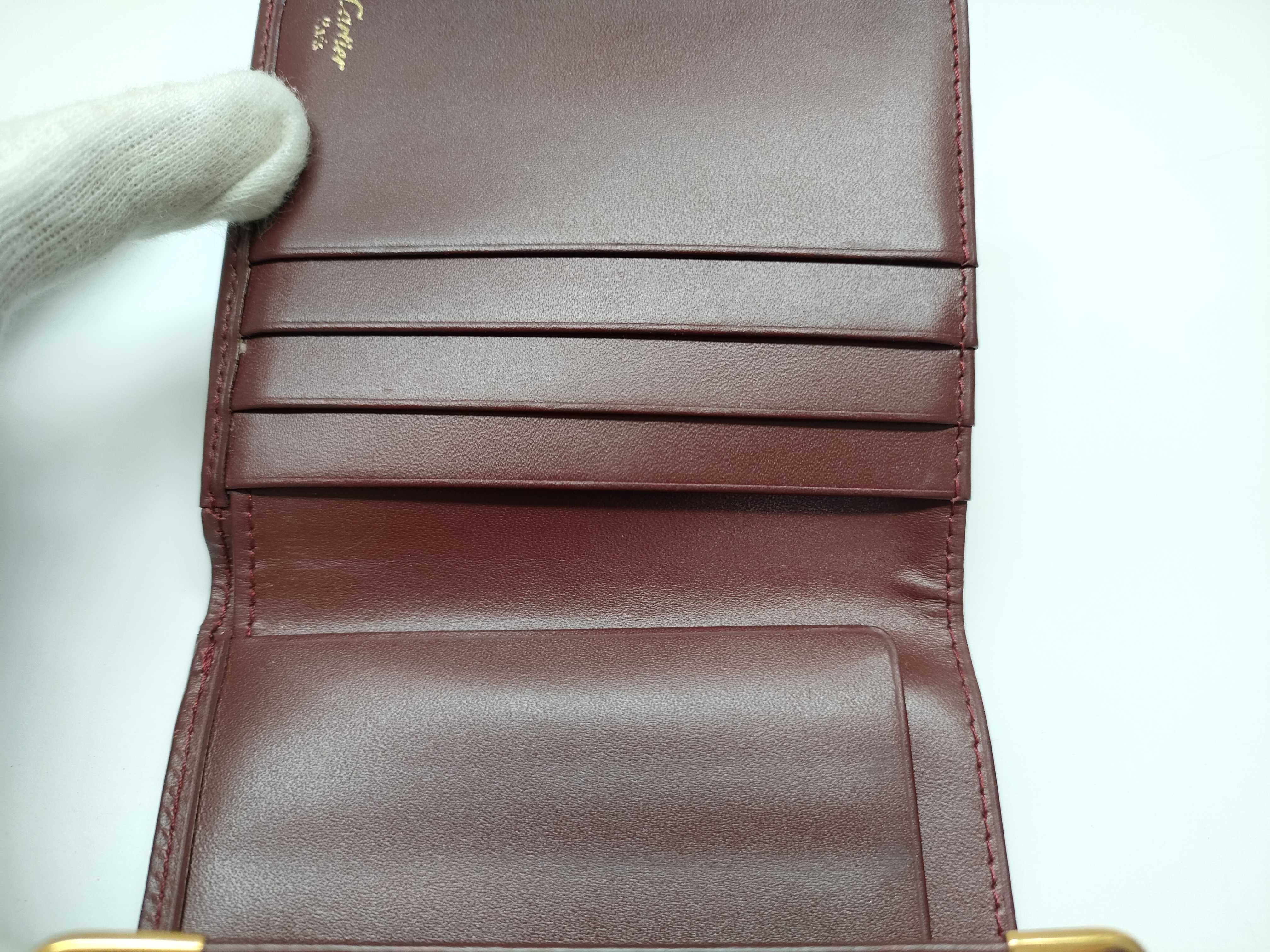 Must Compact Wallet — view 11