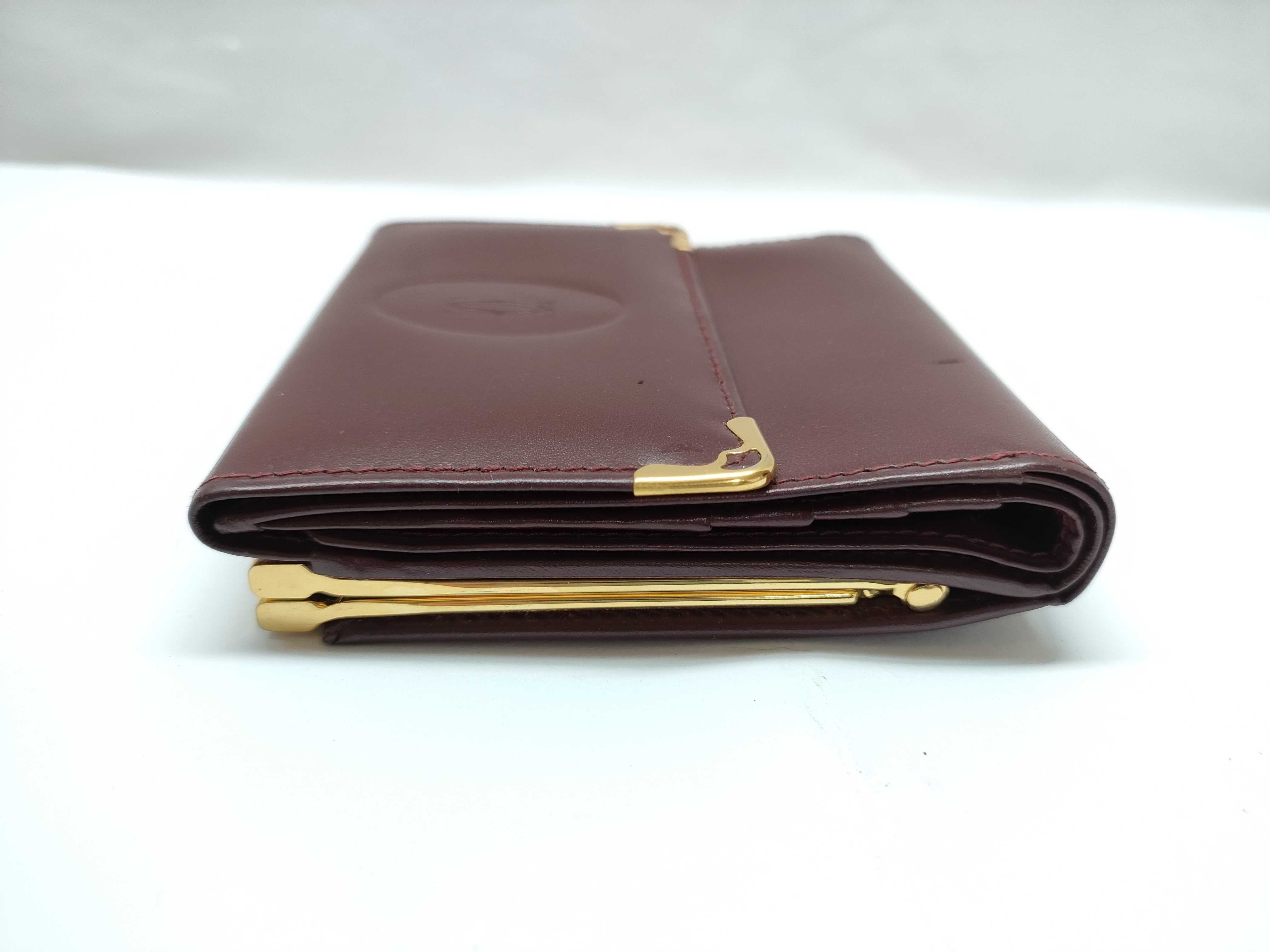 Must Compact Wallet — view 5