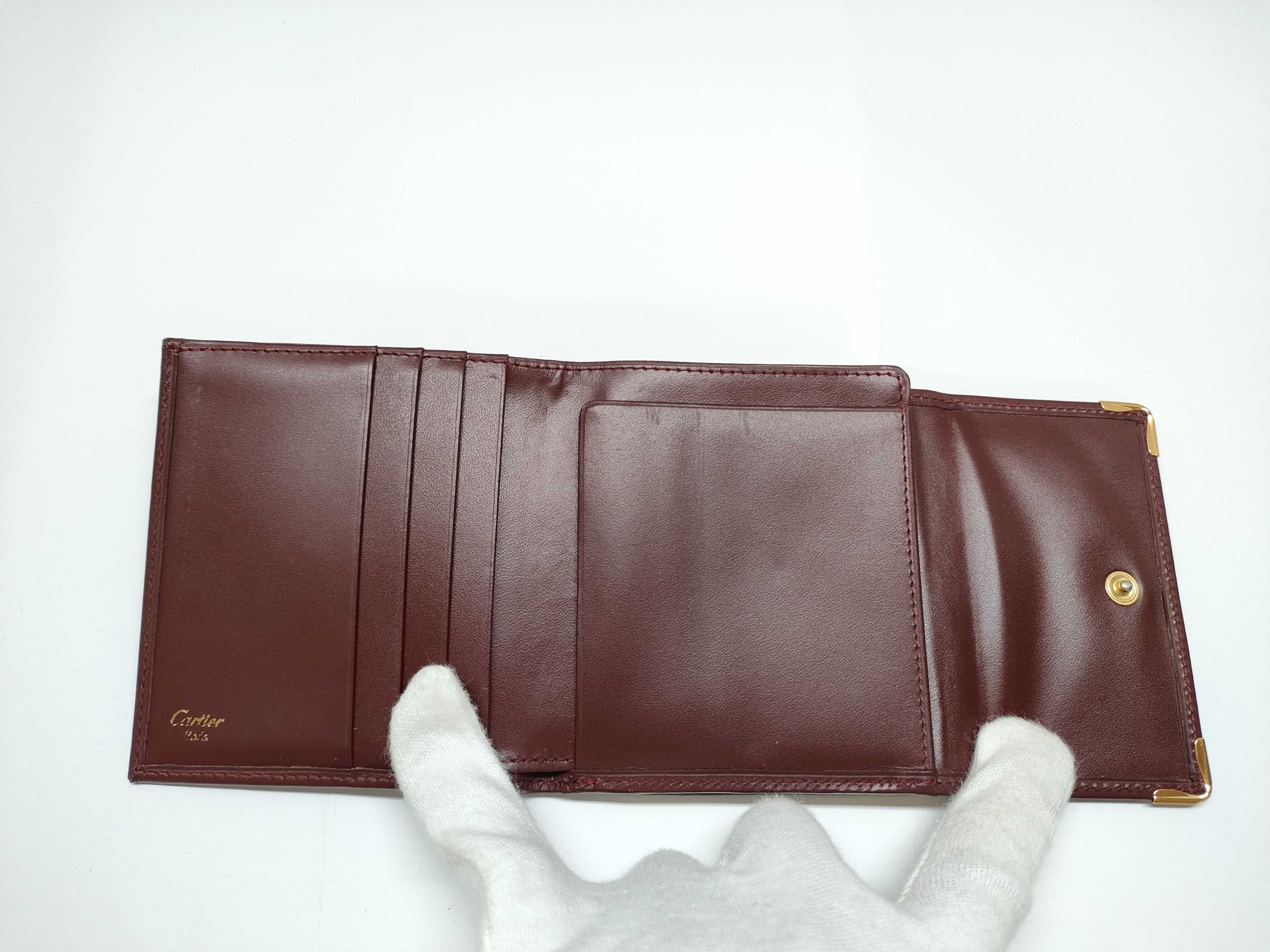 Must Compact Wallet — view 9