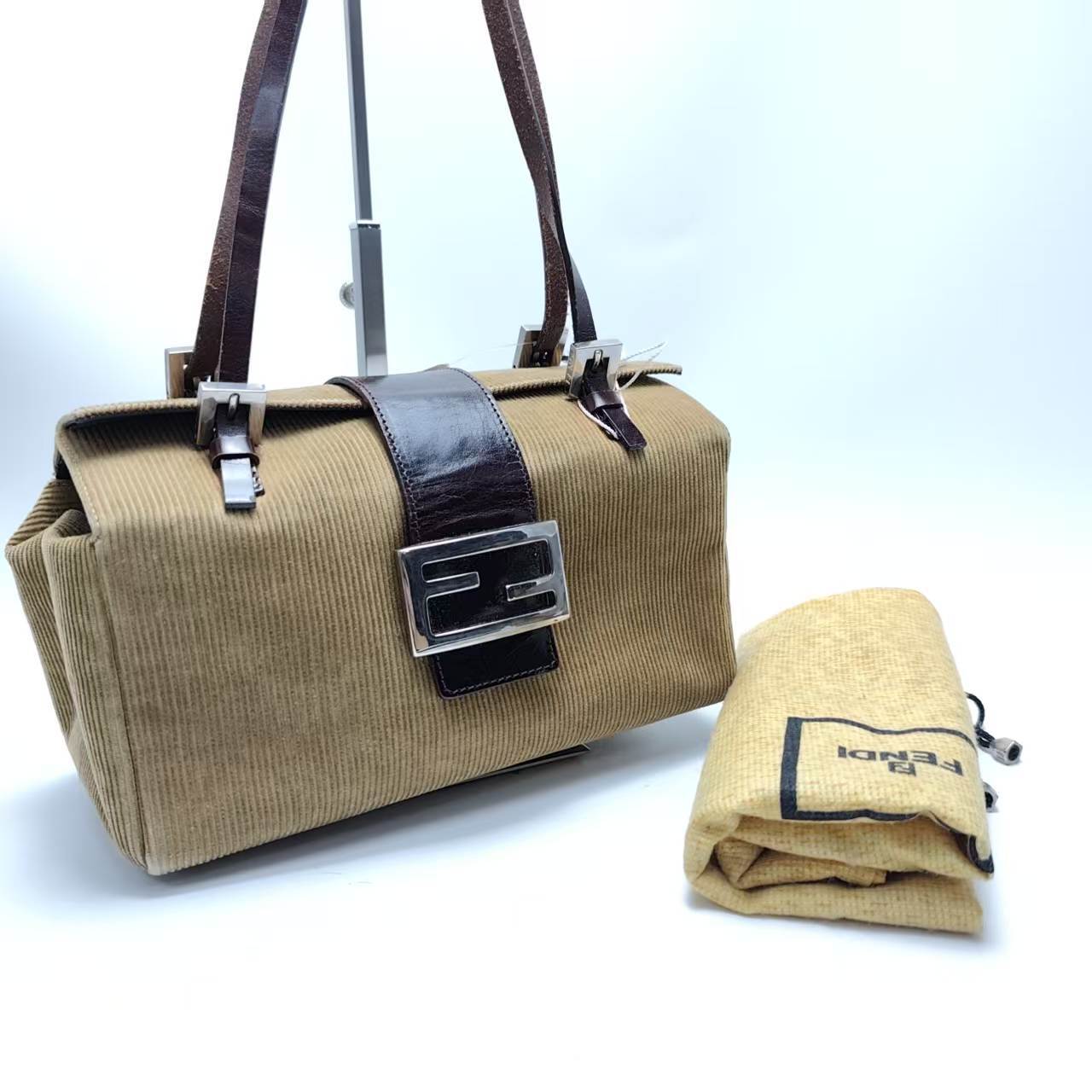 【*Shipped from: China*】FENDI Corduroy Handbag — view 2