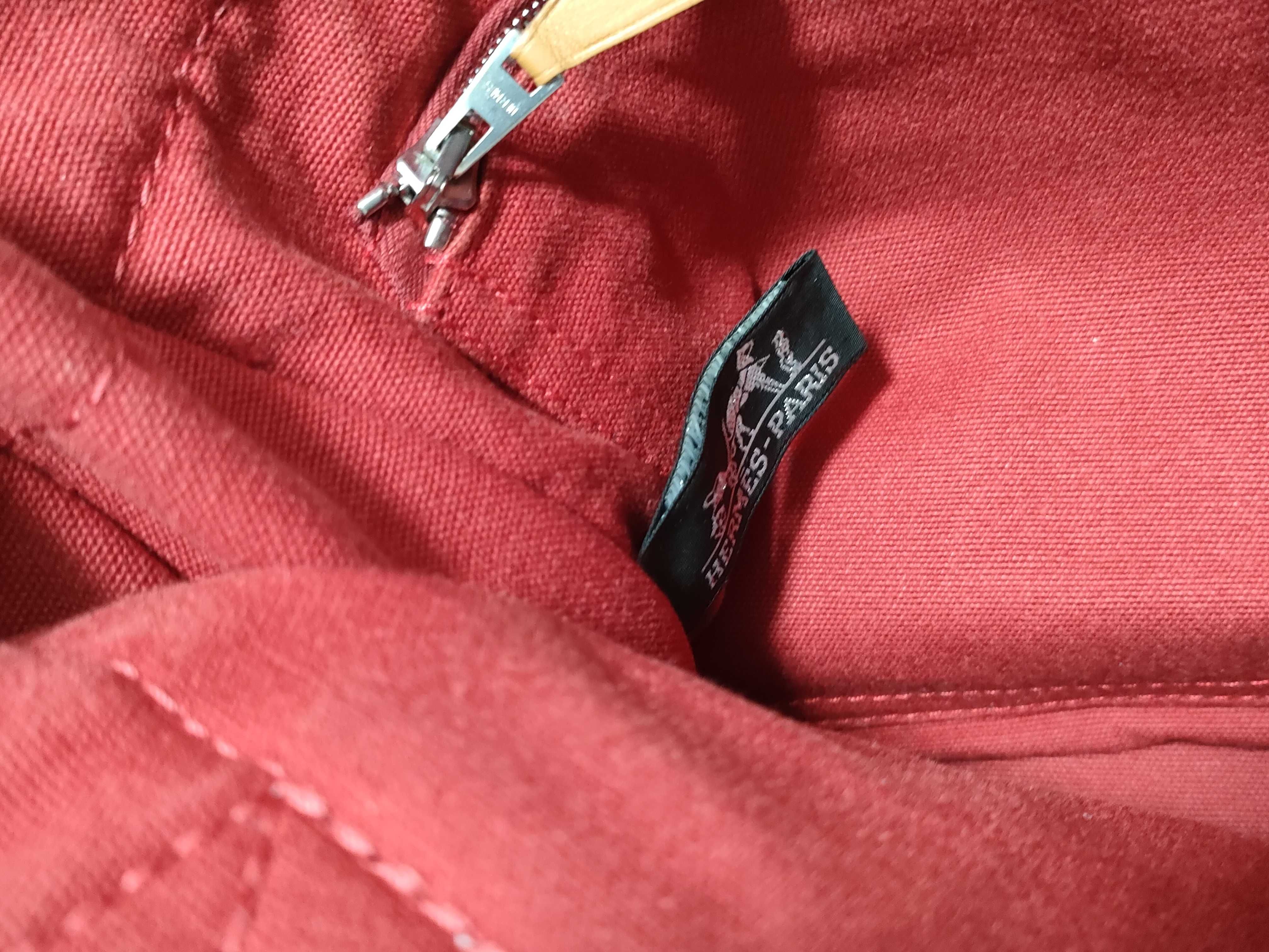Fourre-Tout PM Red Tote Bag — view 11