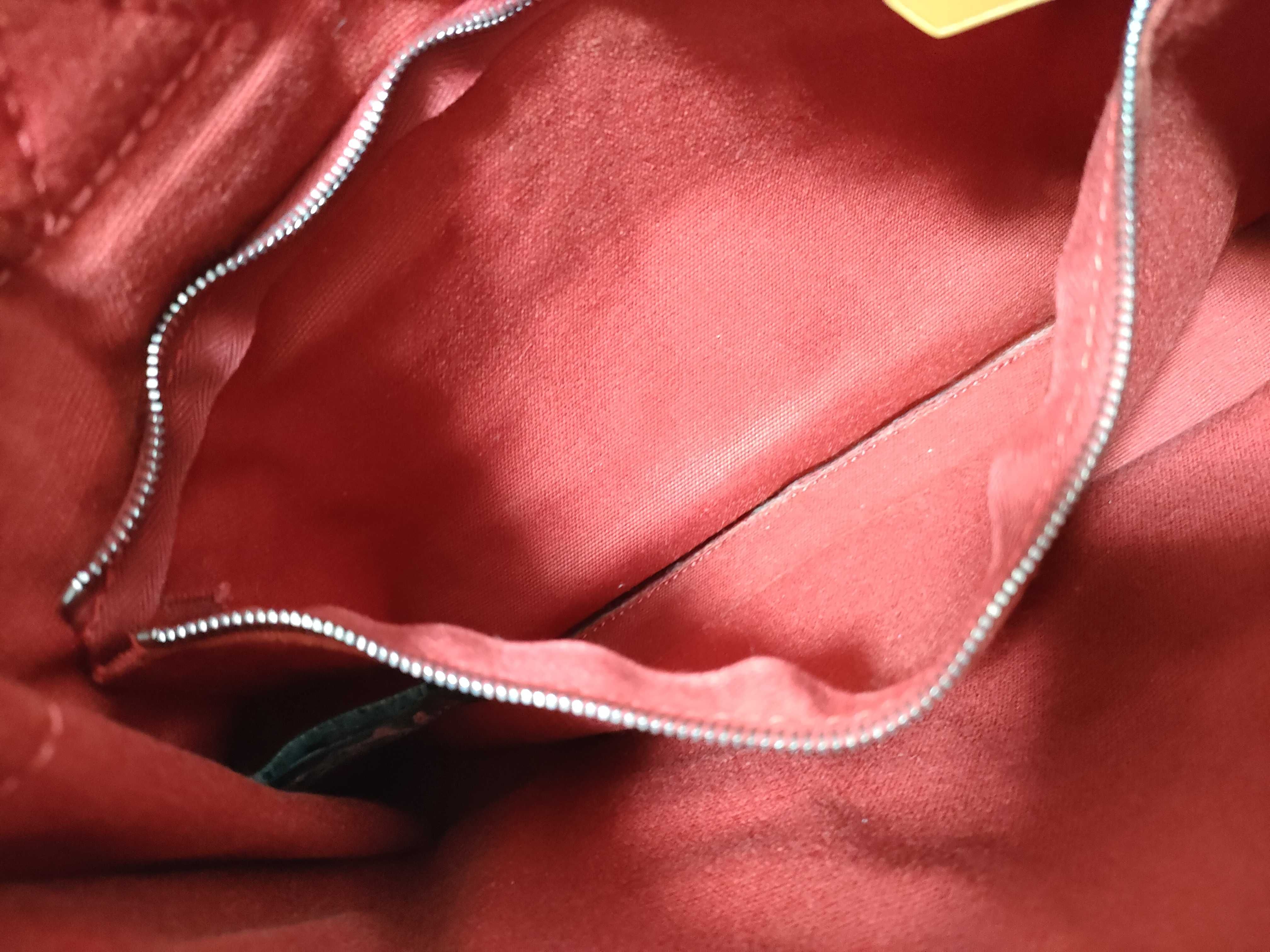 Fourre-Tout PM Red Tote Bag — view 10